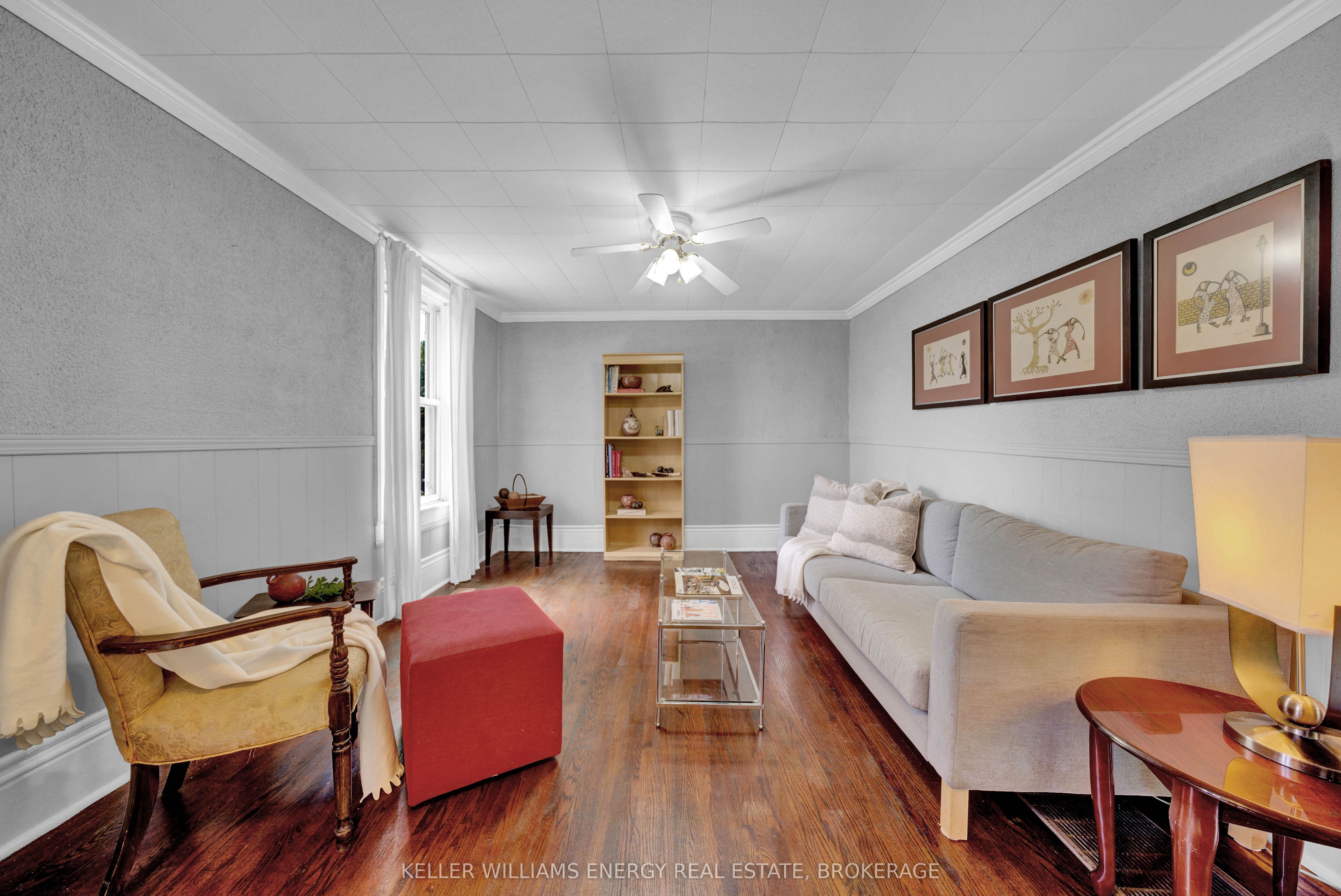 16 Squires Street Property Photo 9