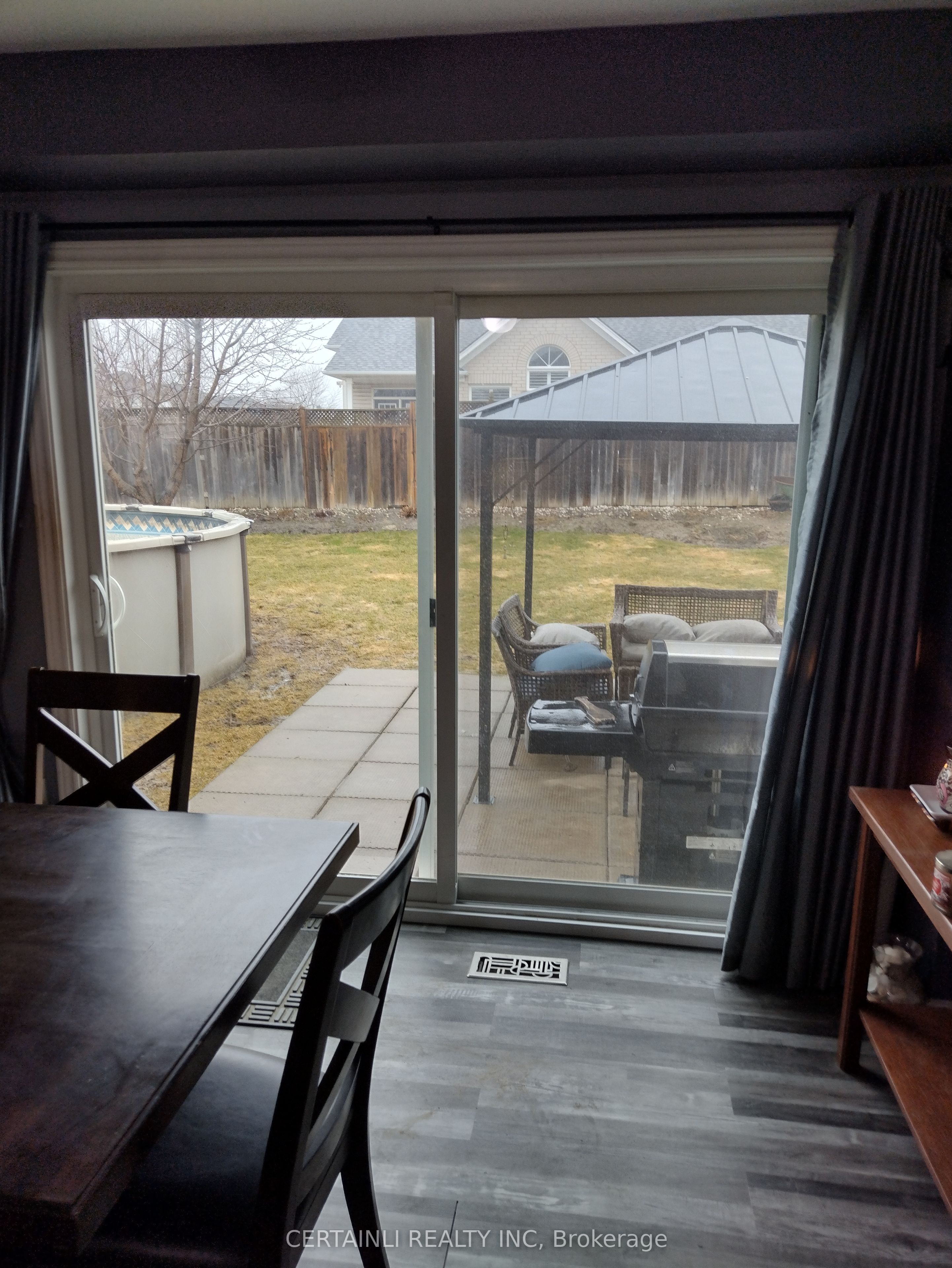 172 N Osborn Avenue N Property Photo 8