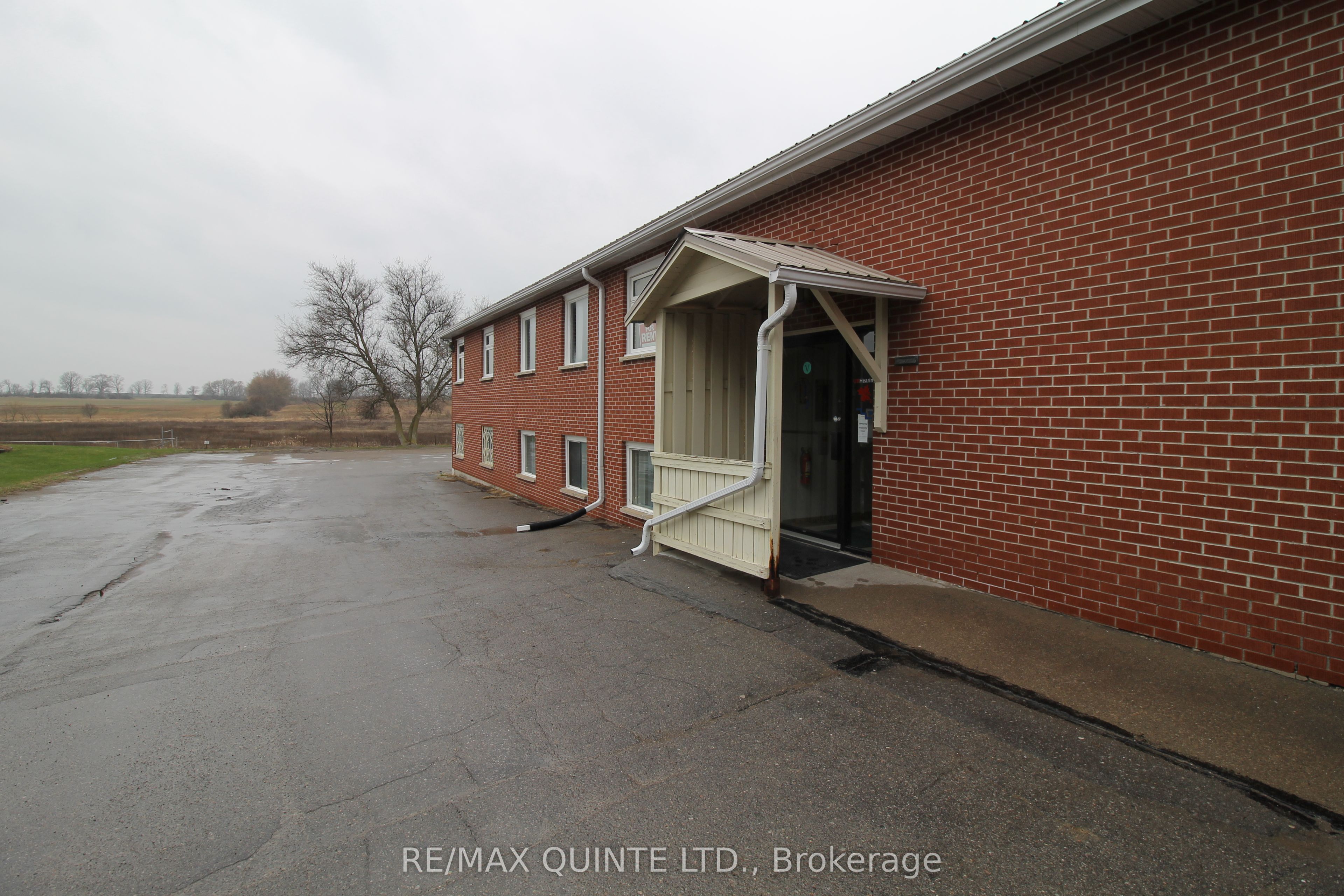 #unit 1 - 234 North Street Property Photo 2