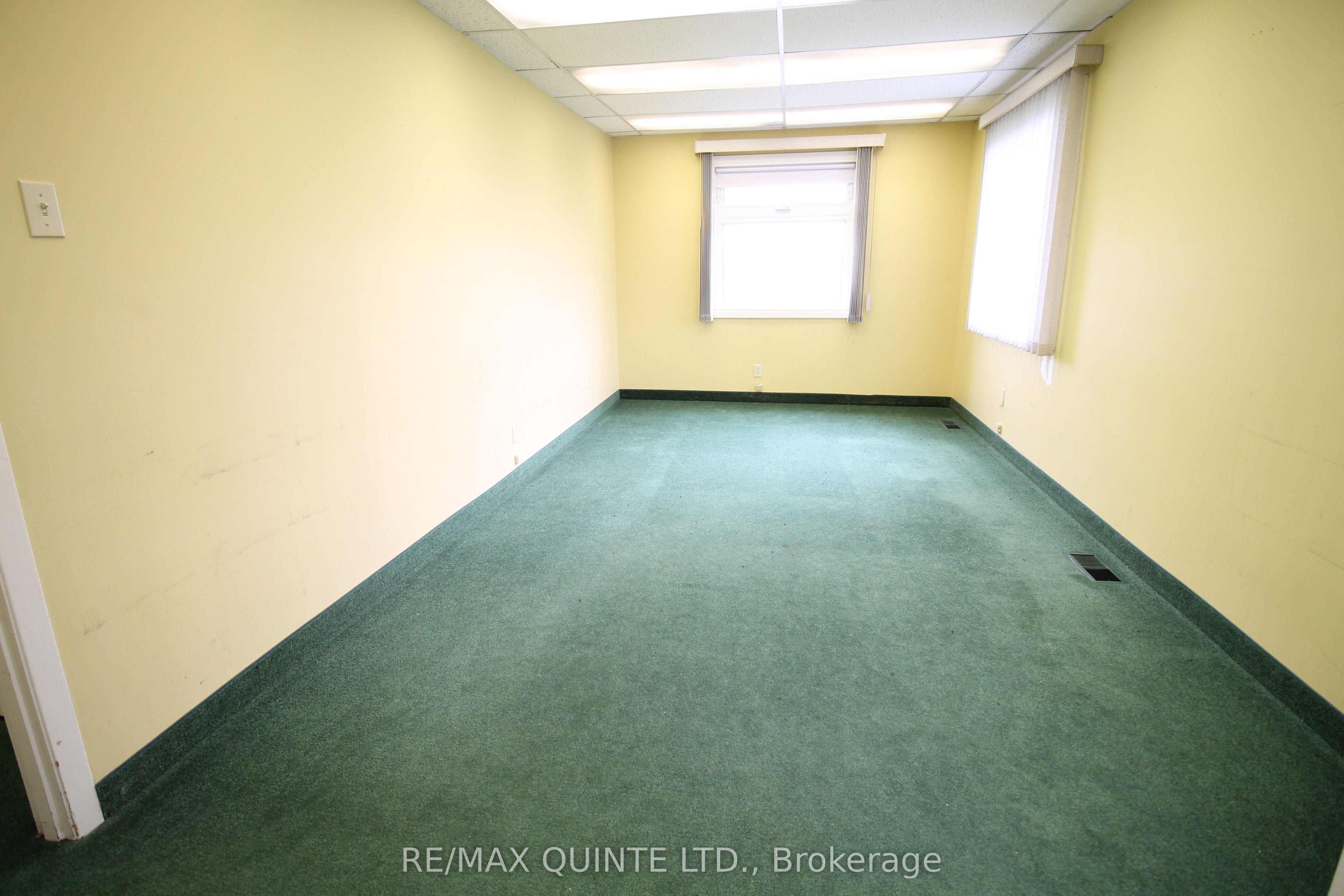 #unit 1 - 234 North Street Property Photo 5