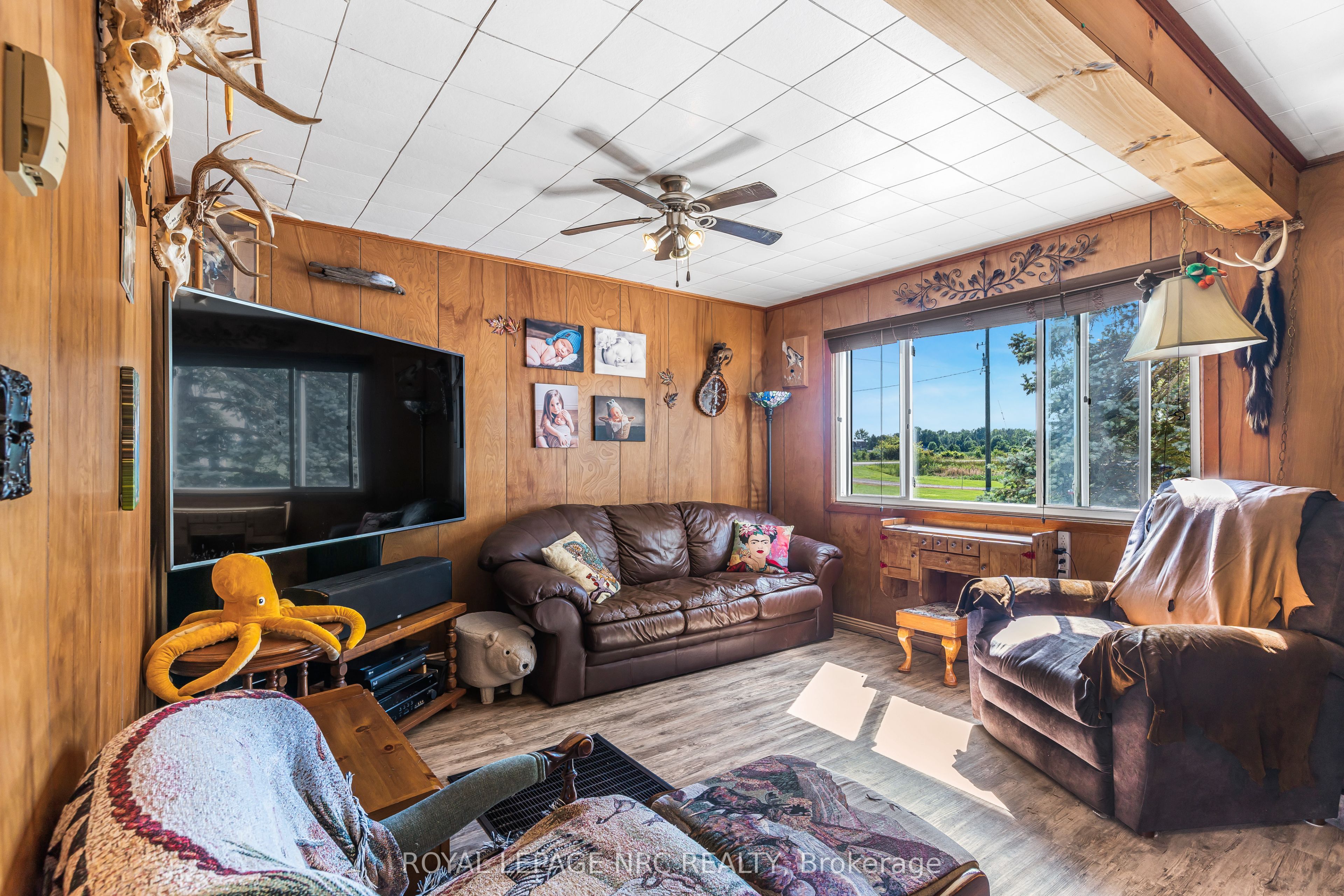 2225 North Shore Drive Property Photo 33
