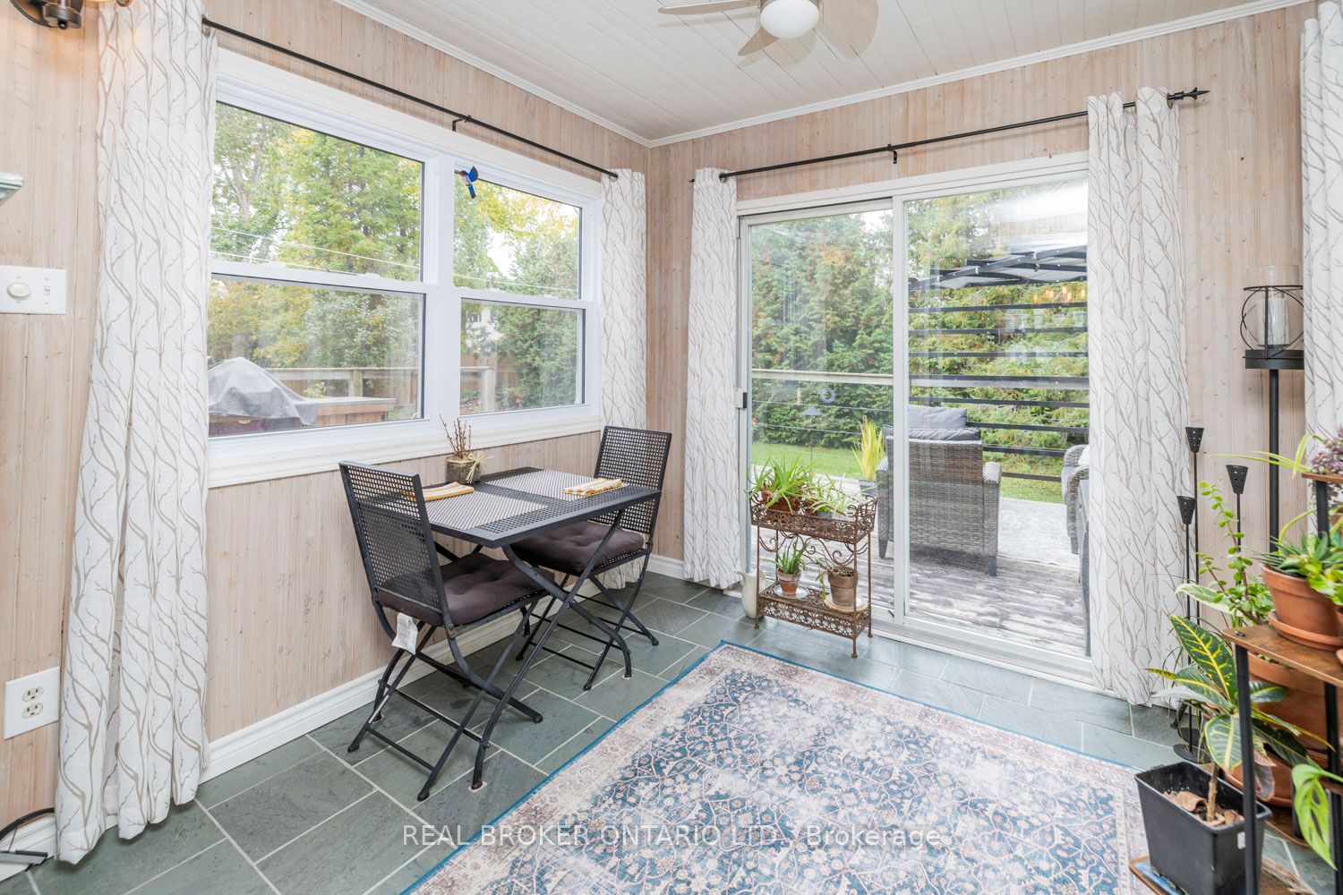 392 Country Street Property Photo 20