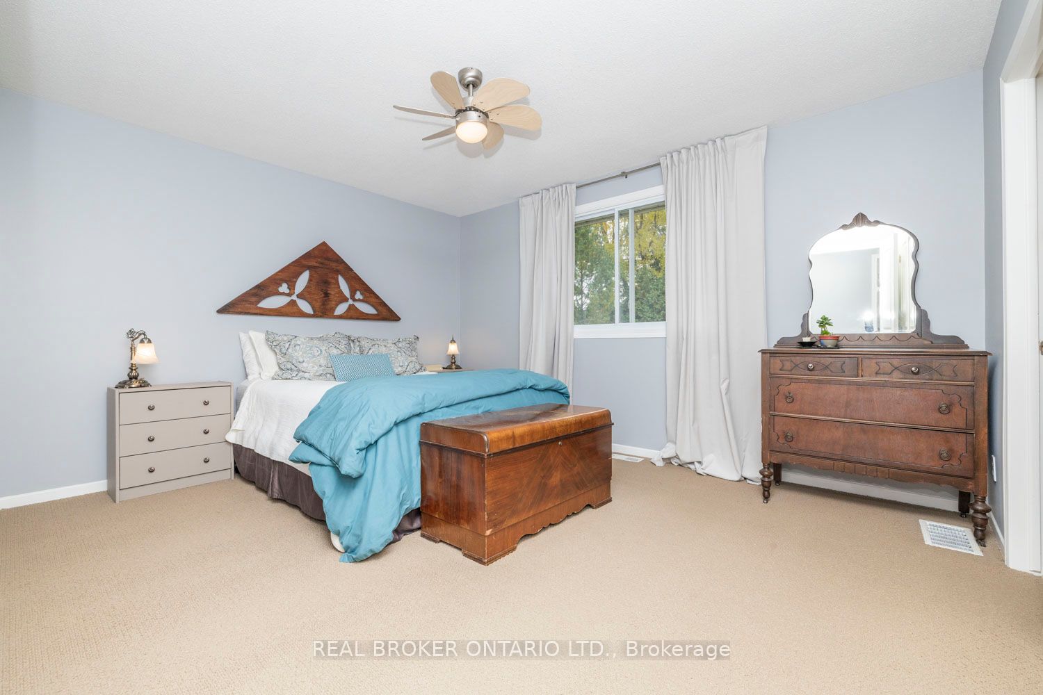 392 Country Street Property Photo 22