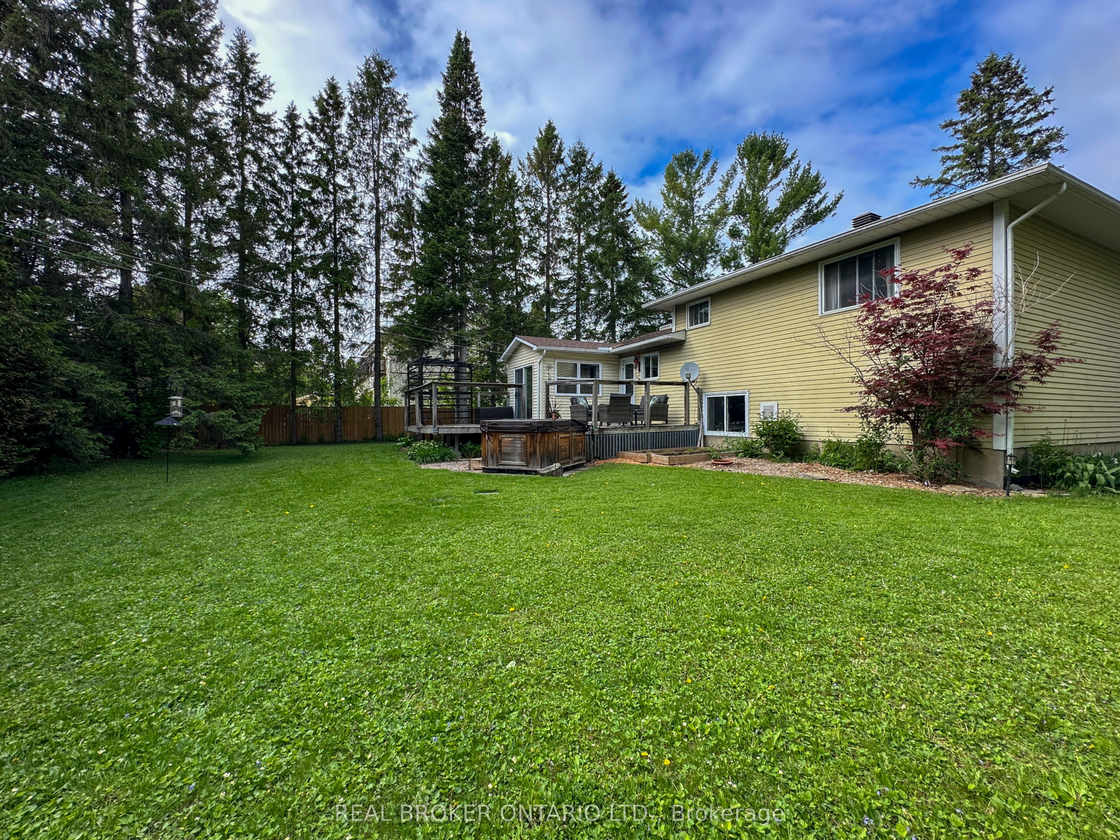 392 Country Street Property Photo 37