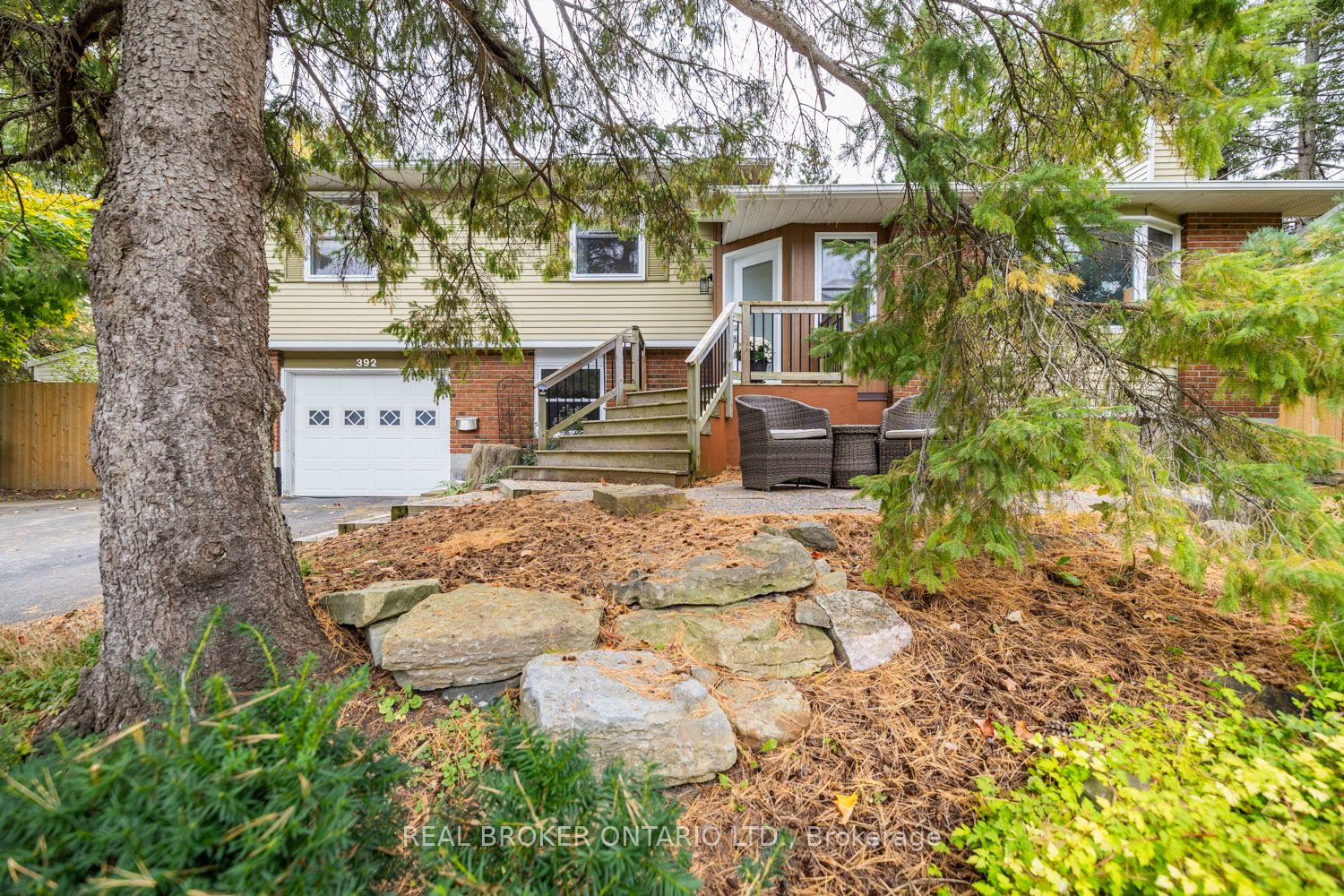 392 Country Street Property Photo 41