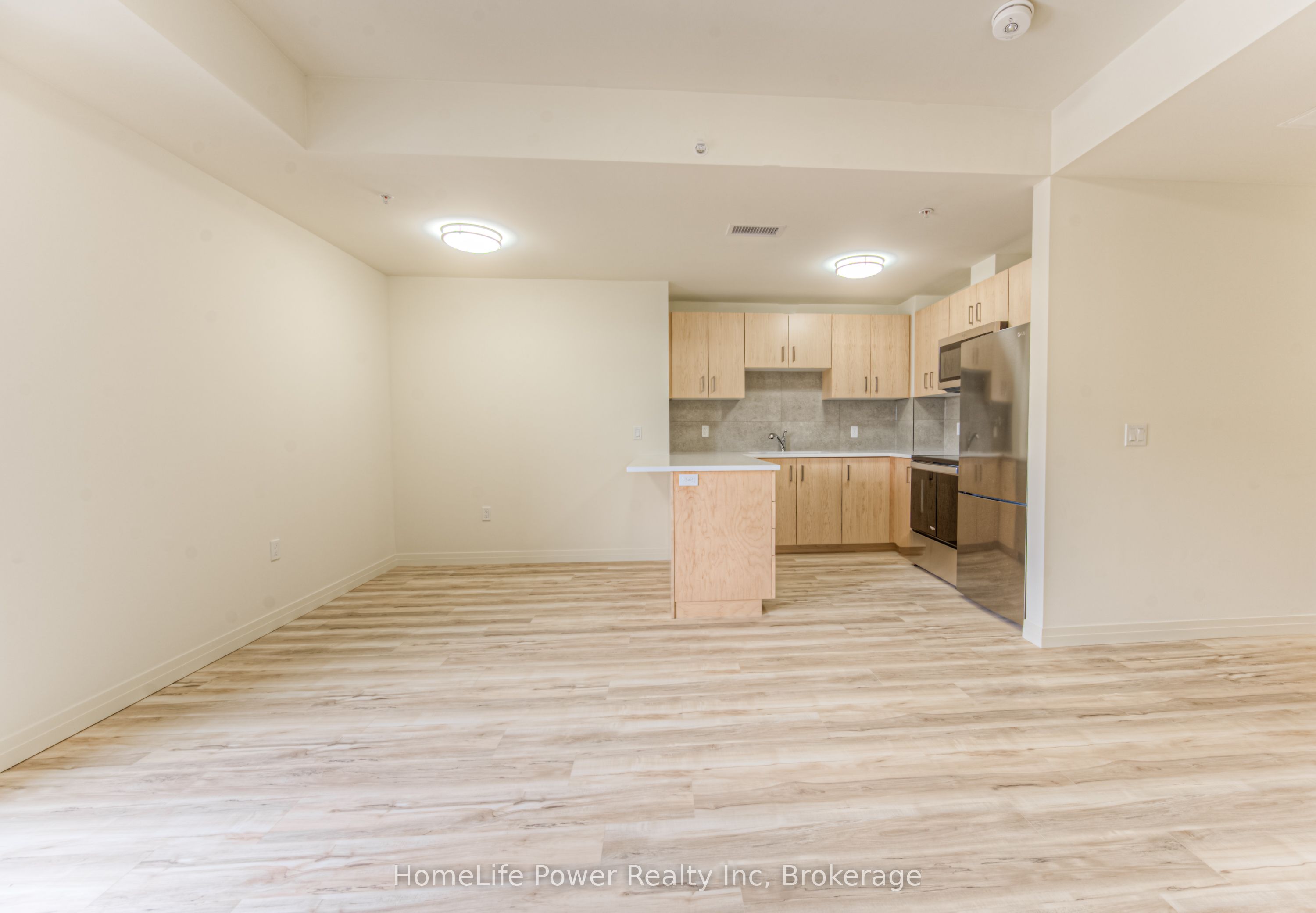 #414 - 301 Westmount Road Property Photo 13