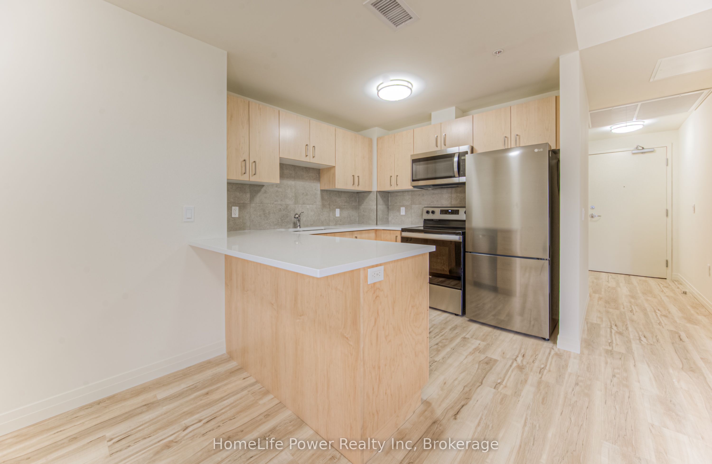 #414 - 301 Westmount Road Property Photo 15