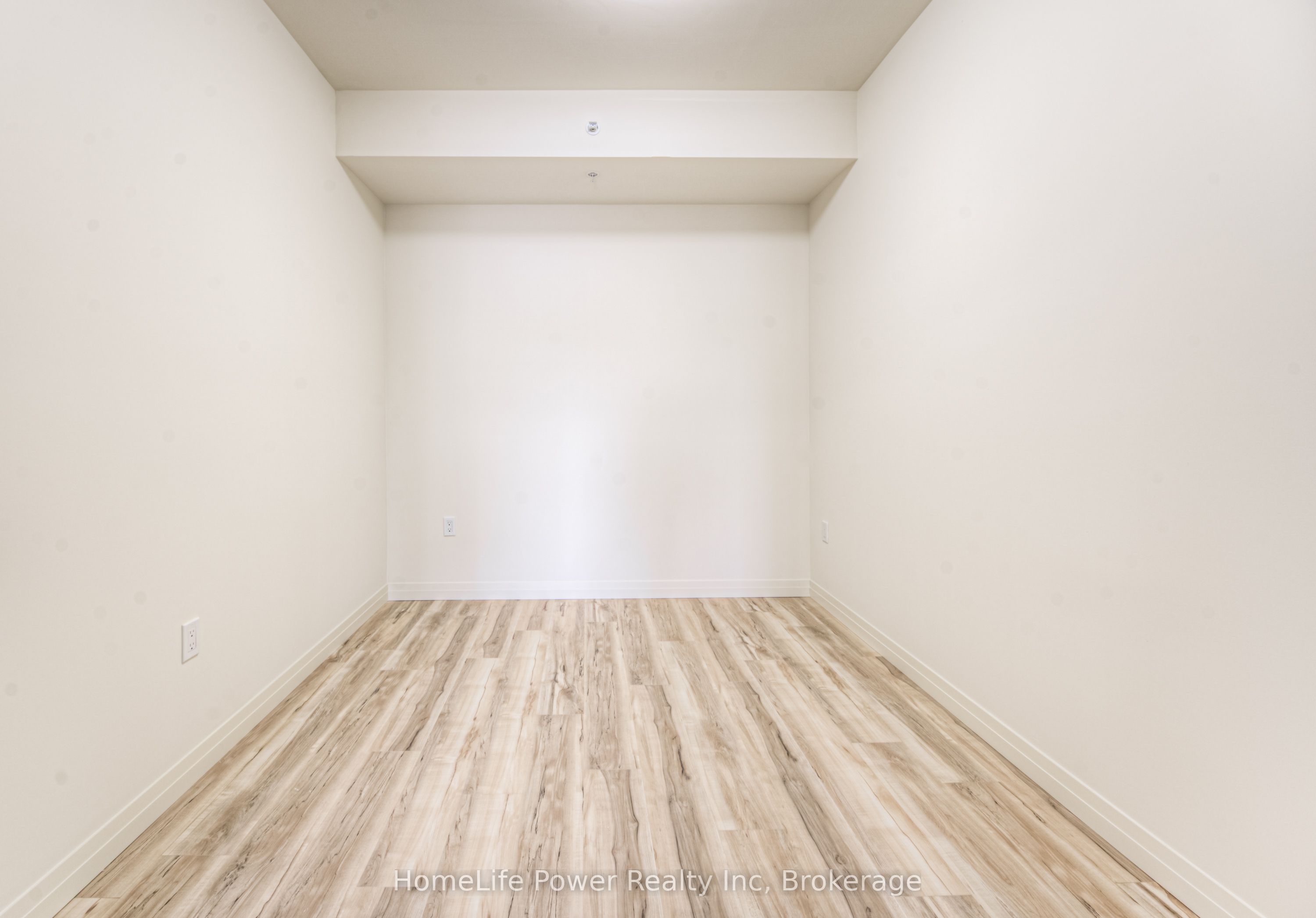 #414 - 301 Westmount Road Property Photo 20