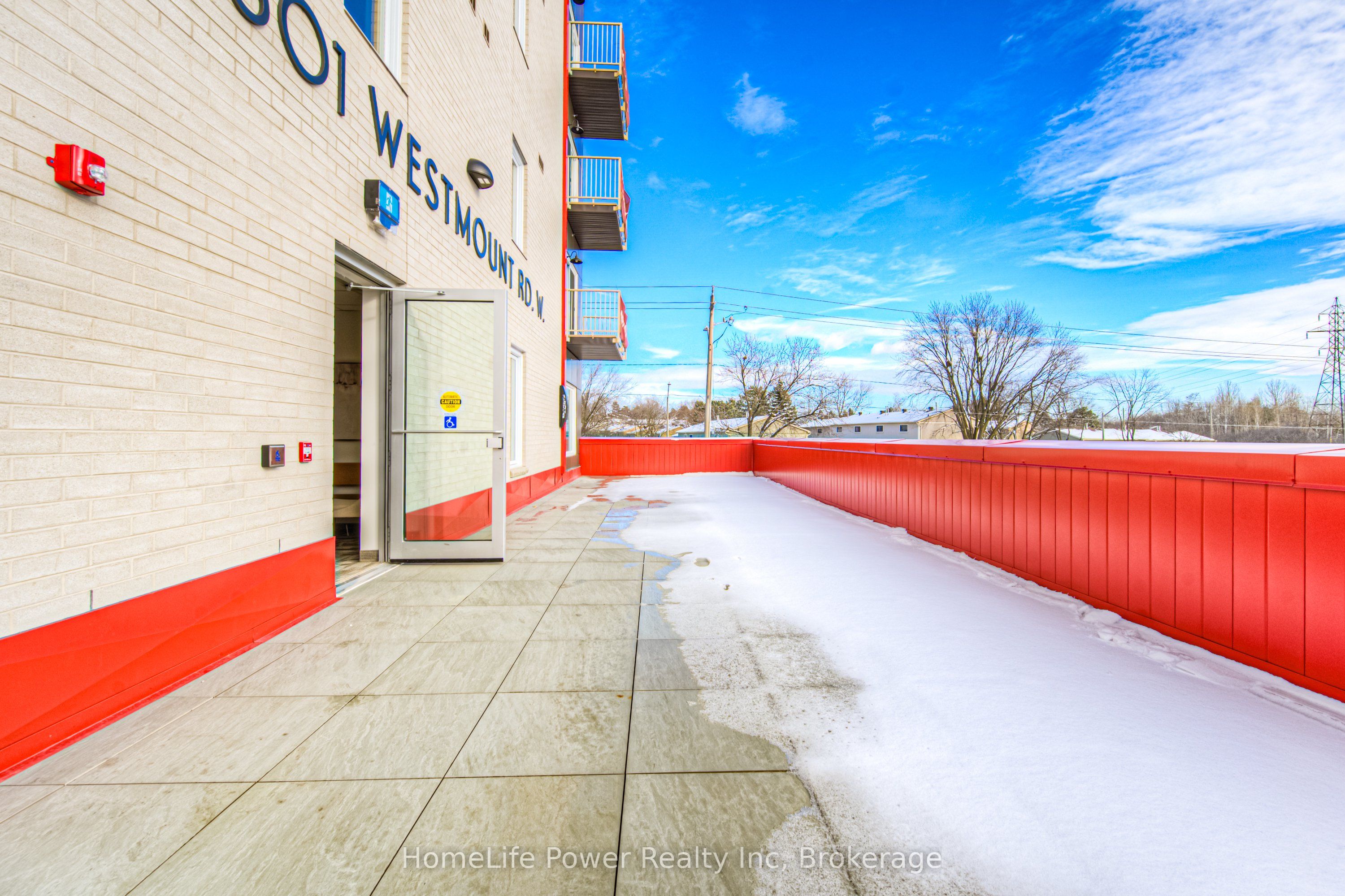 #414 - 301 Westmount Road Property Photo 39