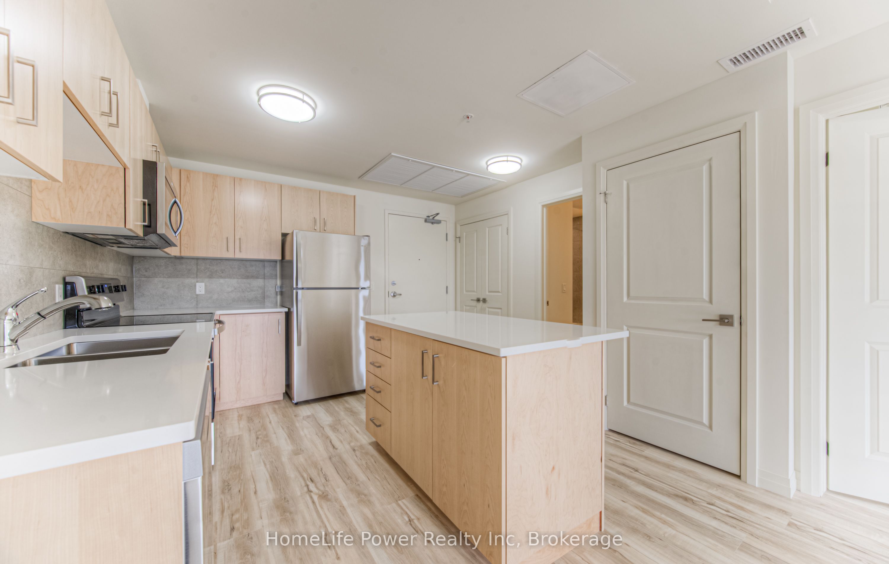 #204 - 301 Westmount Road Property Photo 19