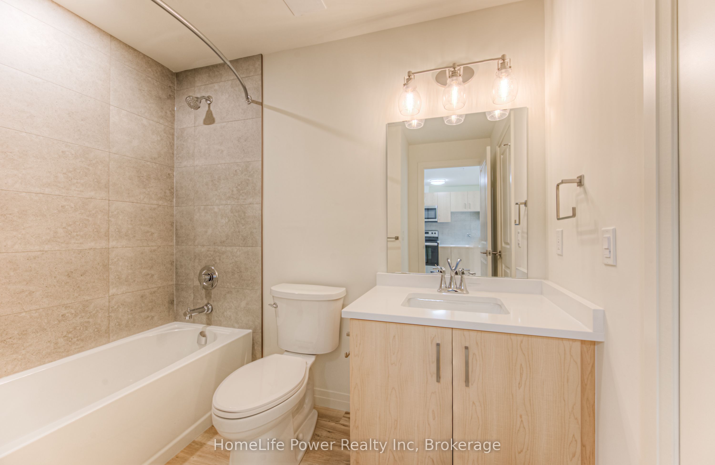#204 - 301 Westmount Road Property Photo 21