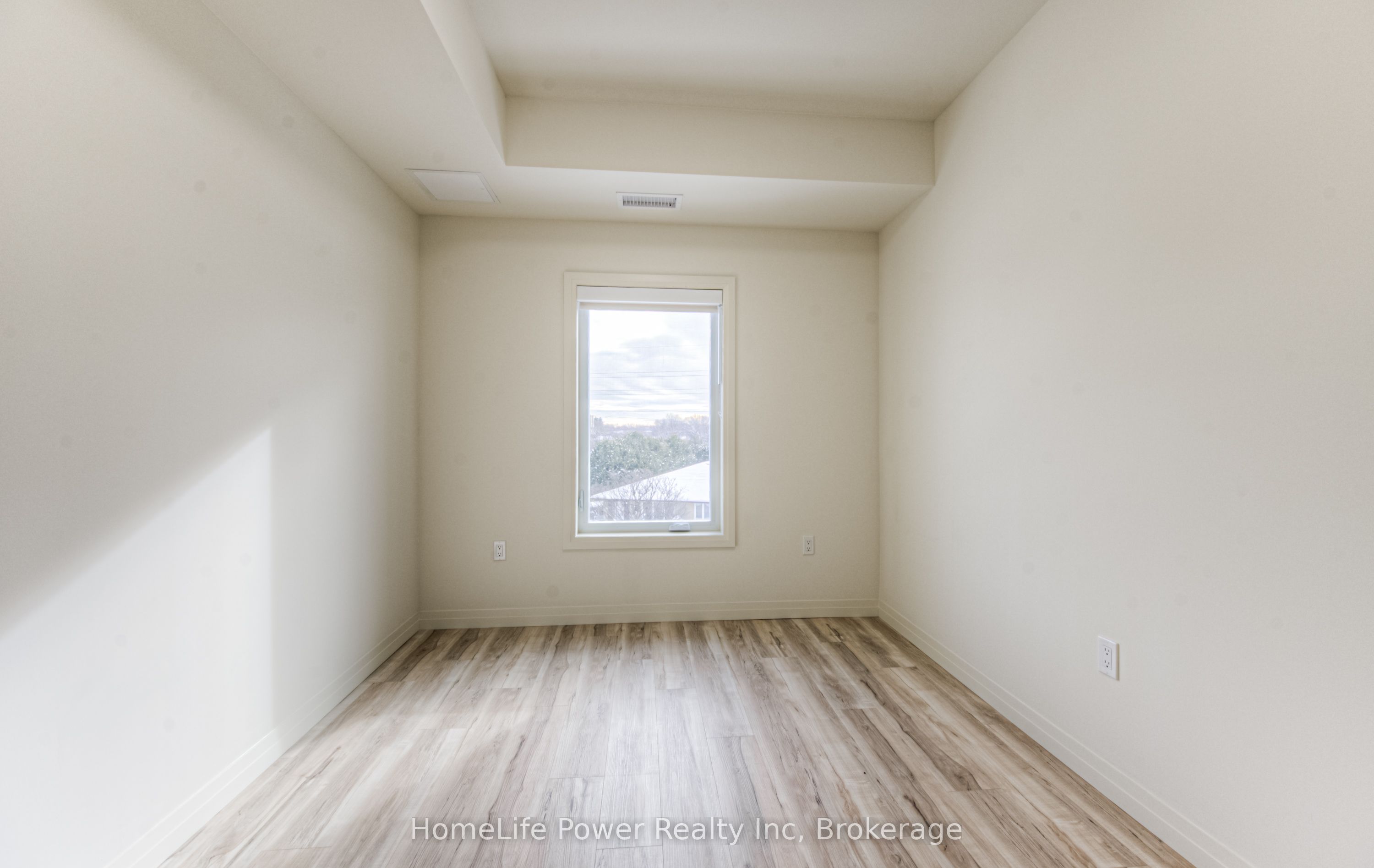 #204 - 301 Westmount Road Property Photo 23