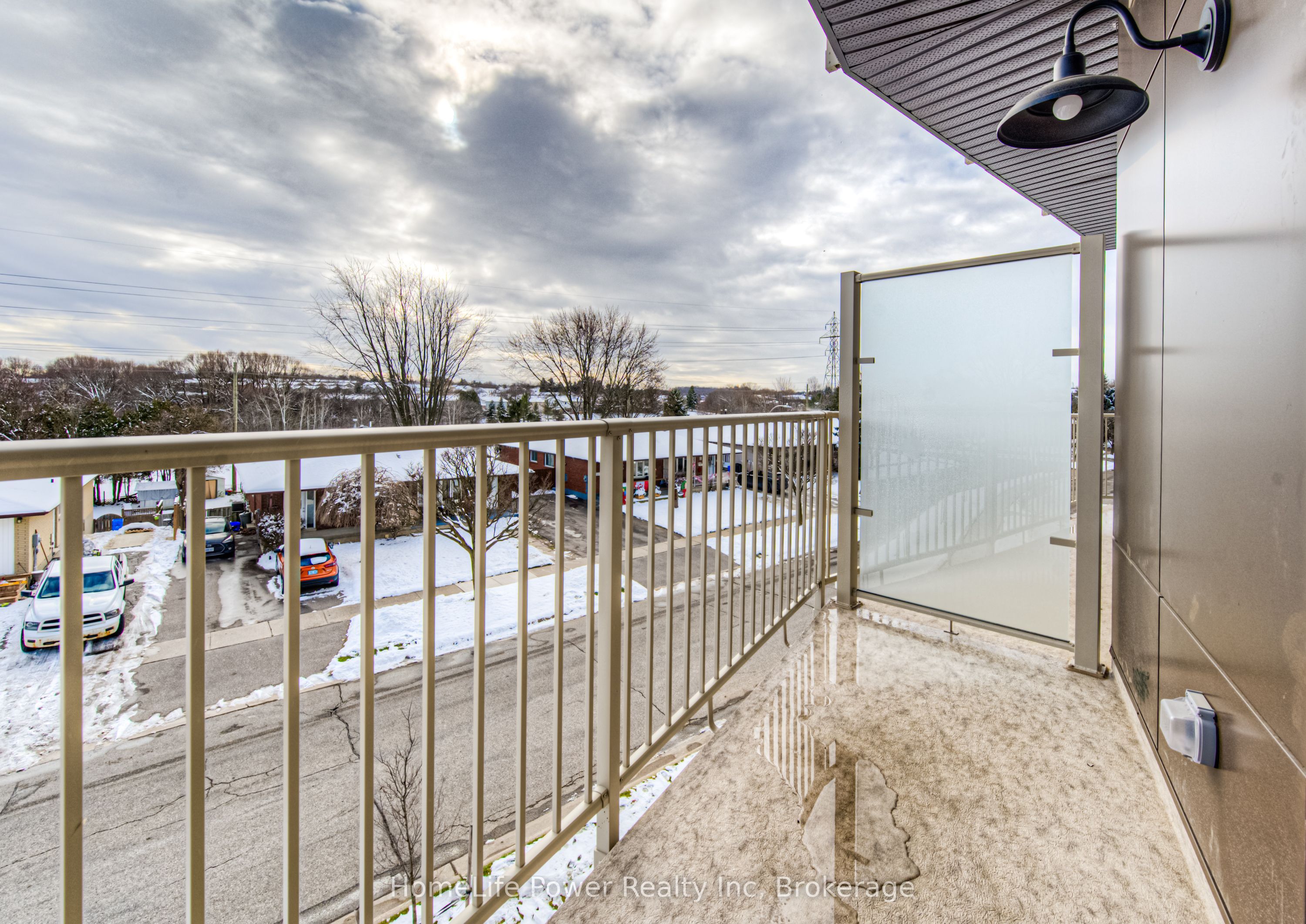 #204 - 301 Westmount Road Property Photo 26