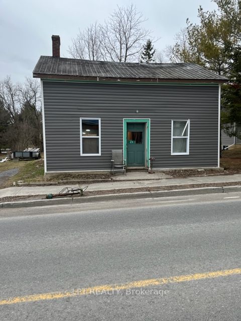 474 Main Street Property Photo
