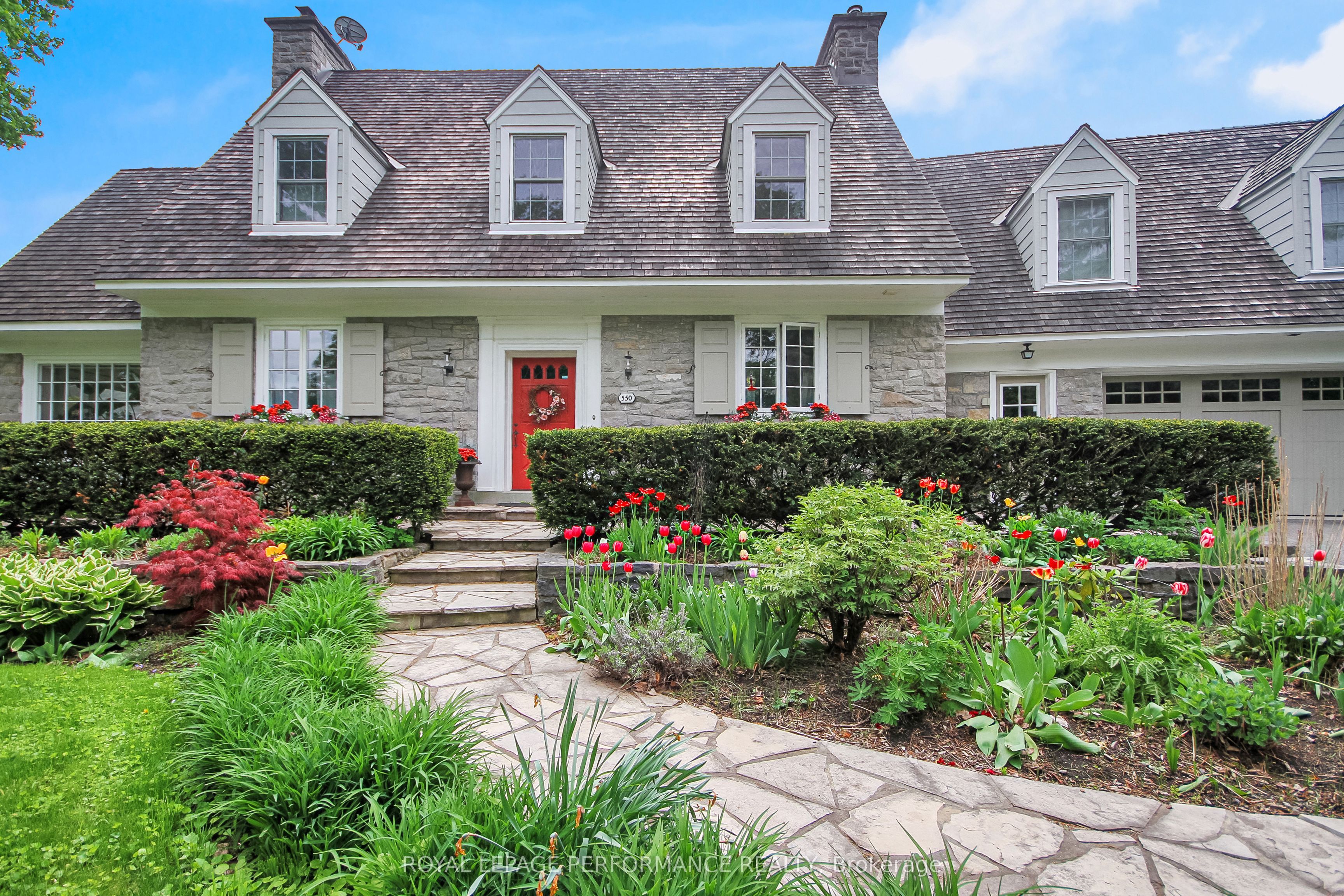 550 Piccadilly Avenue Property Photo 2