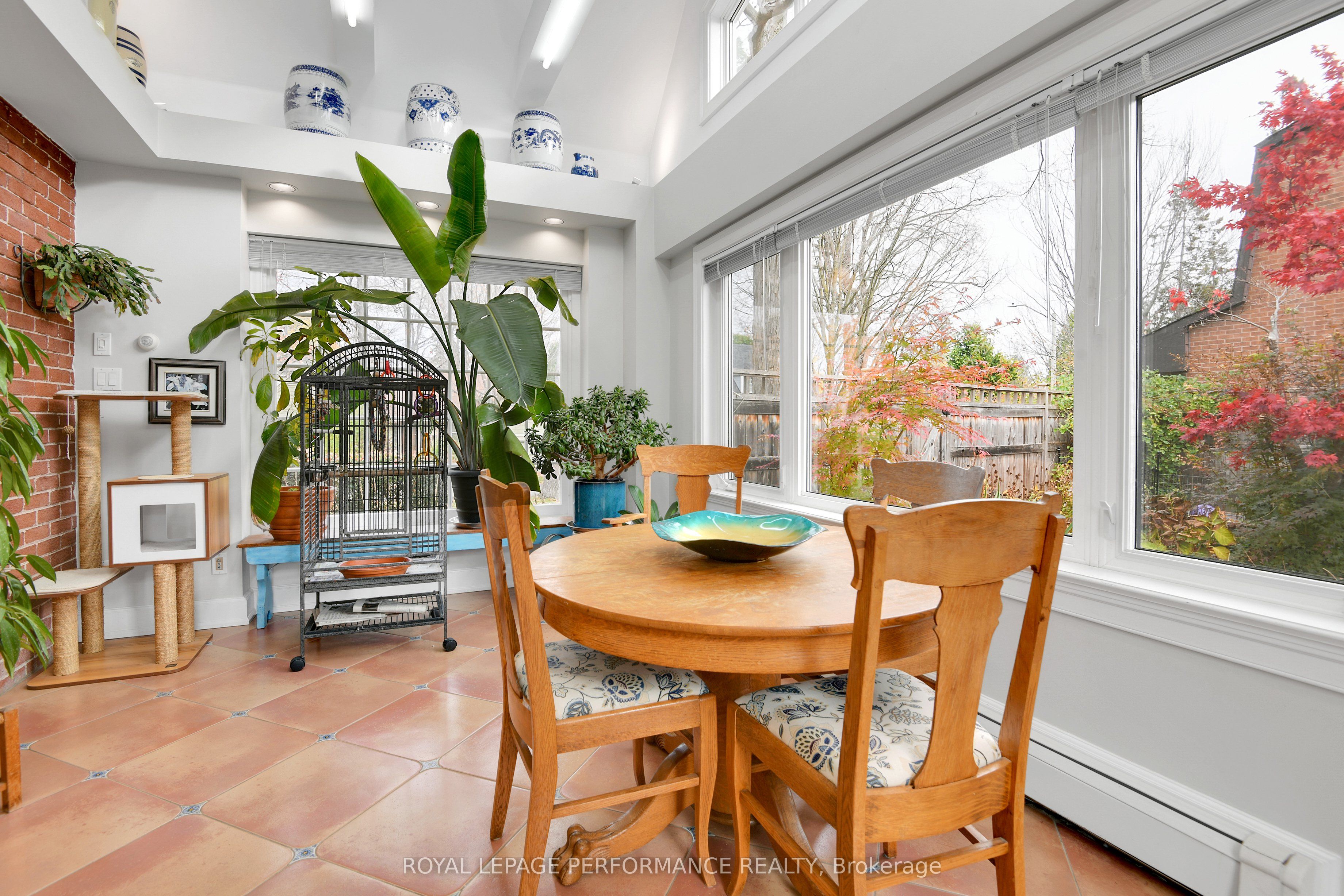 550 Piccadilly Avenue Property Photo 15