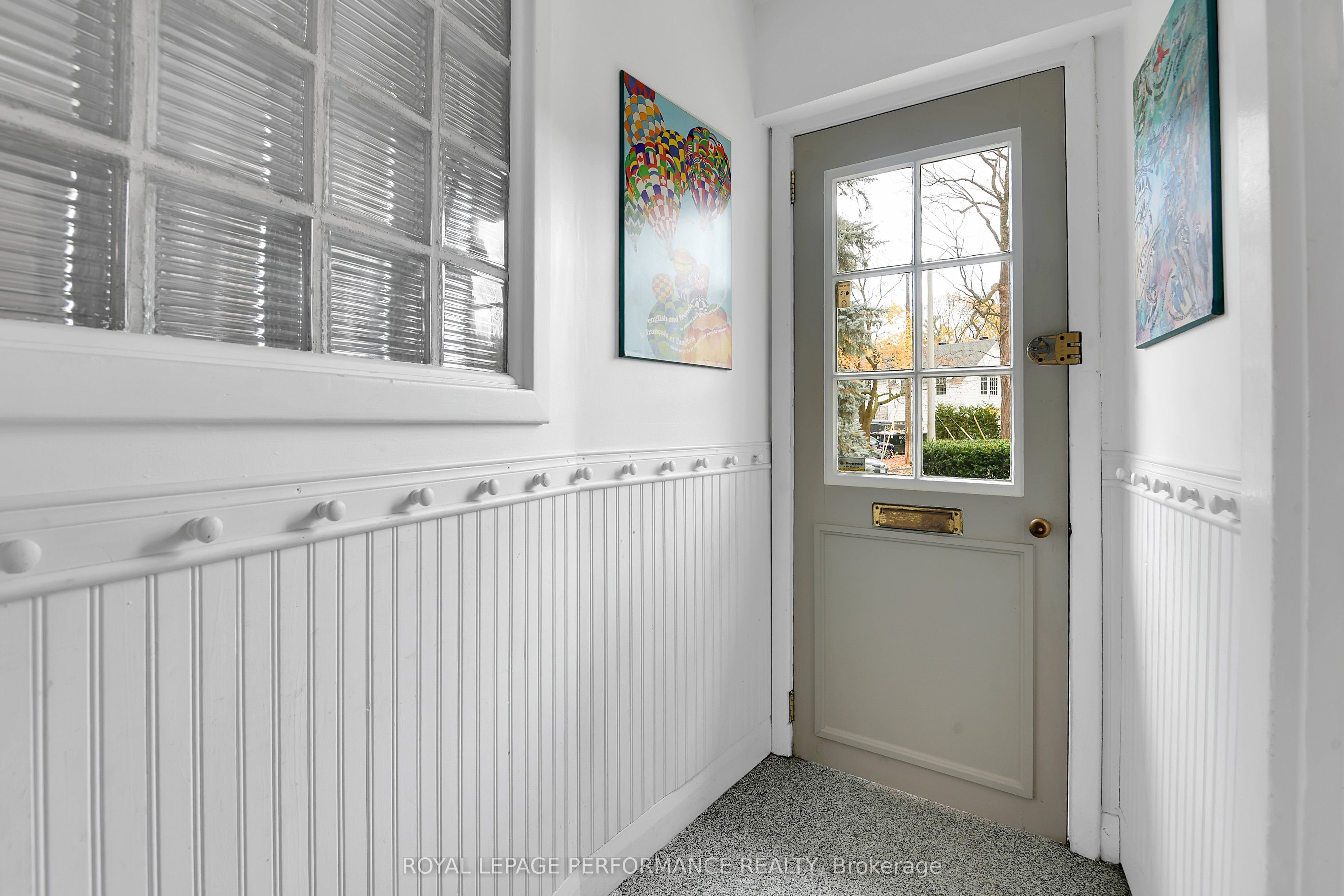 550 Piccadilly Avenue Property Photo 16