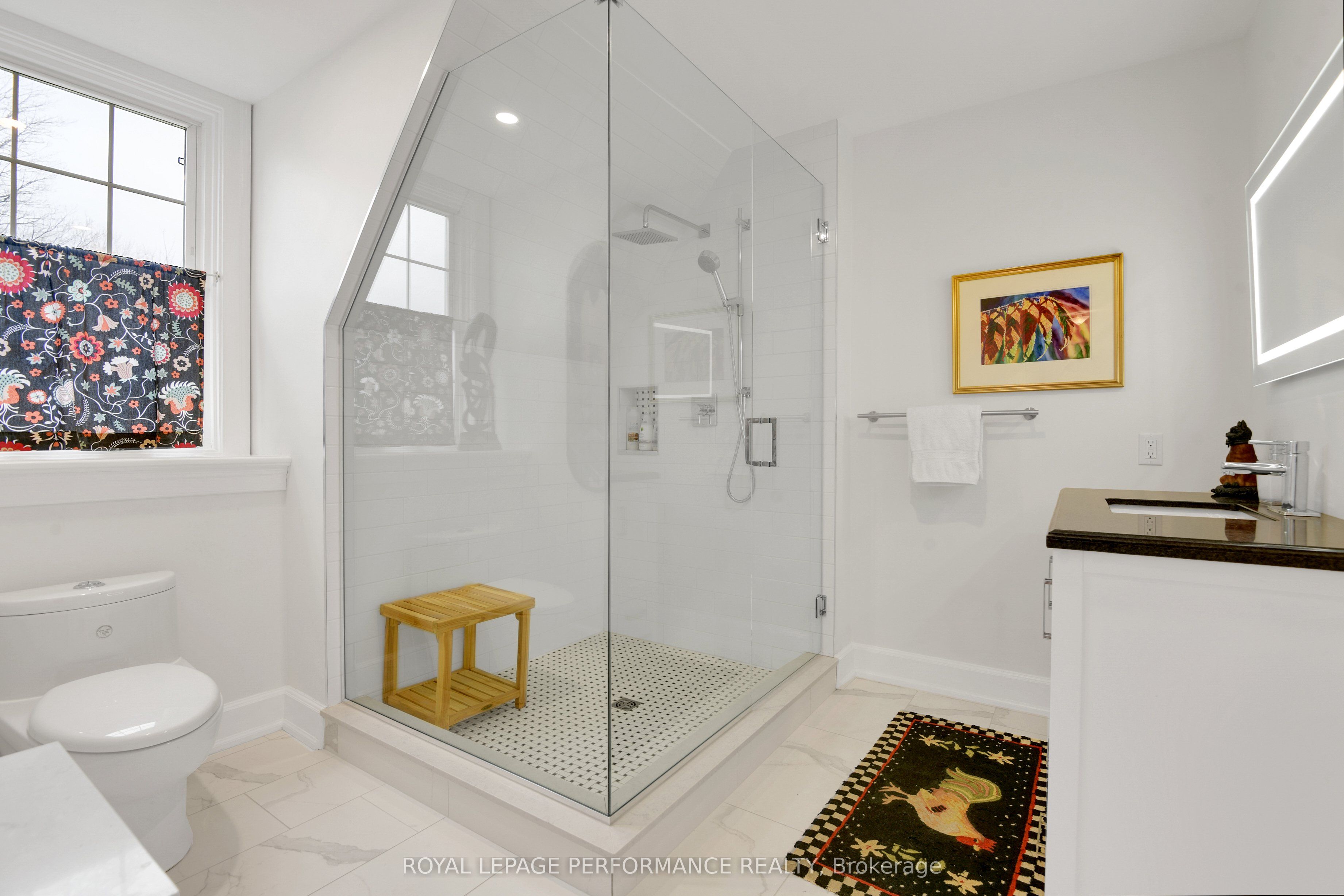 550 Piccadilly Avenue Property Photo 28