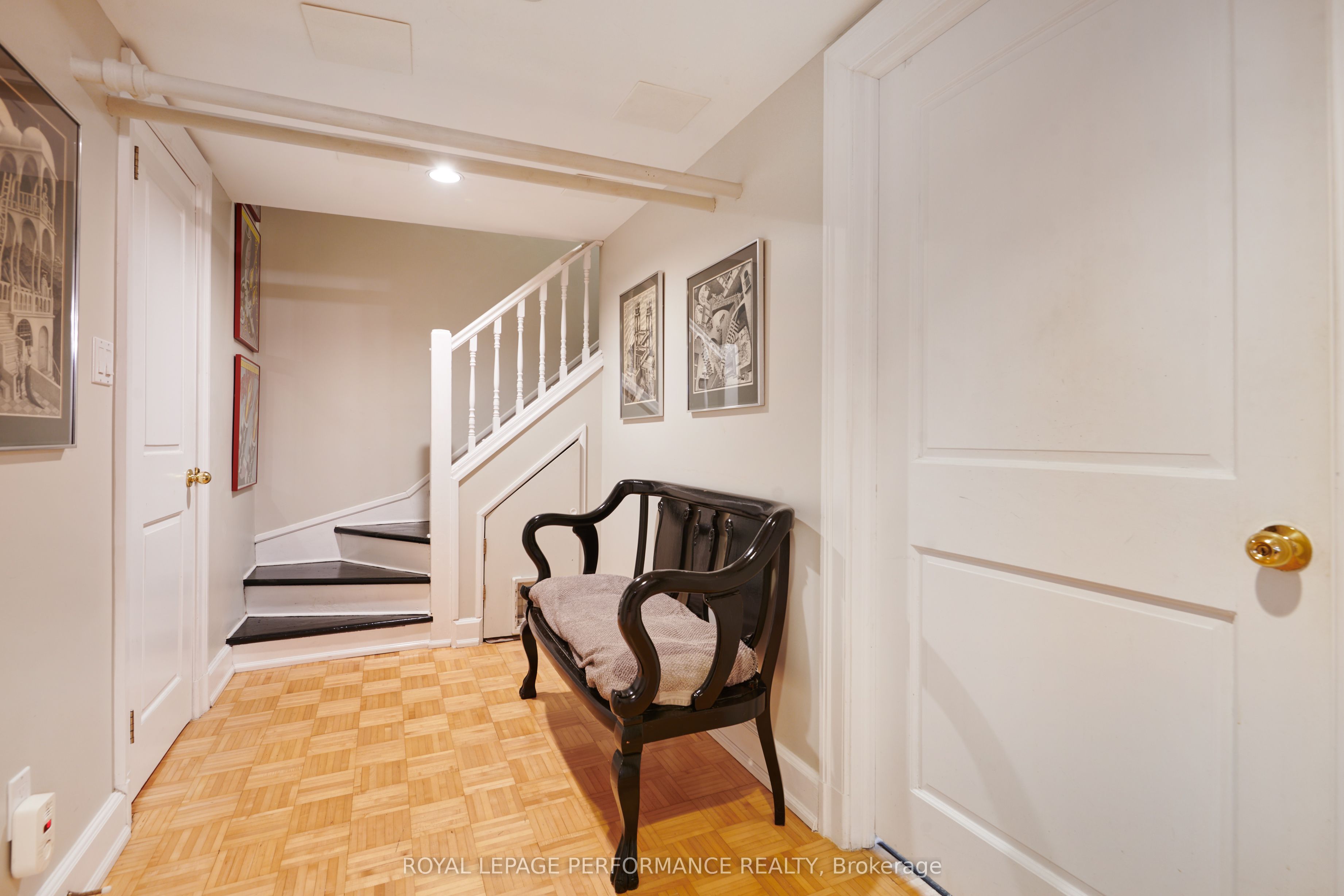 550 Piccadilly Avenue Property Photo 29