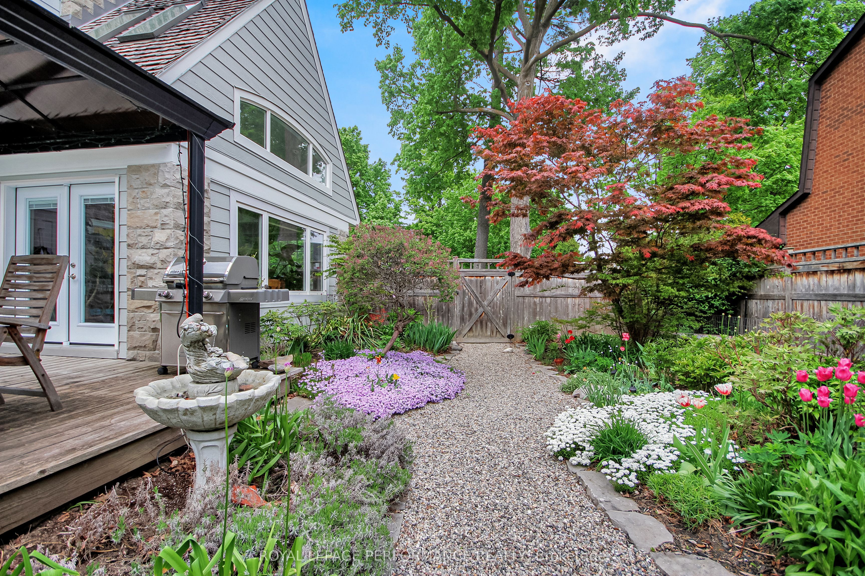 550 Piccadilly Avenue Property Photo 34