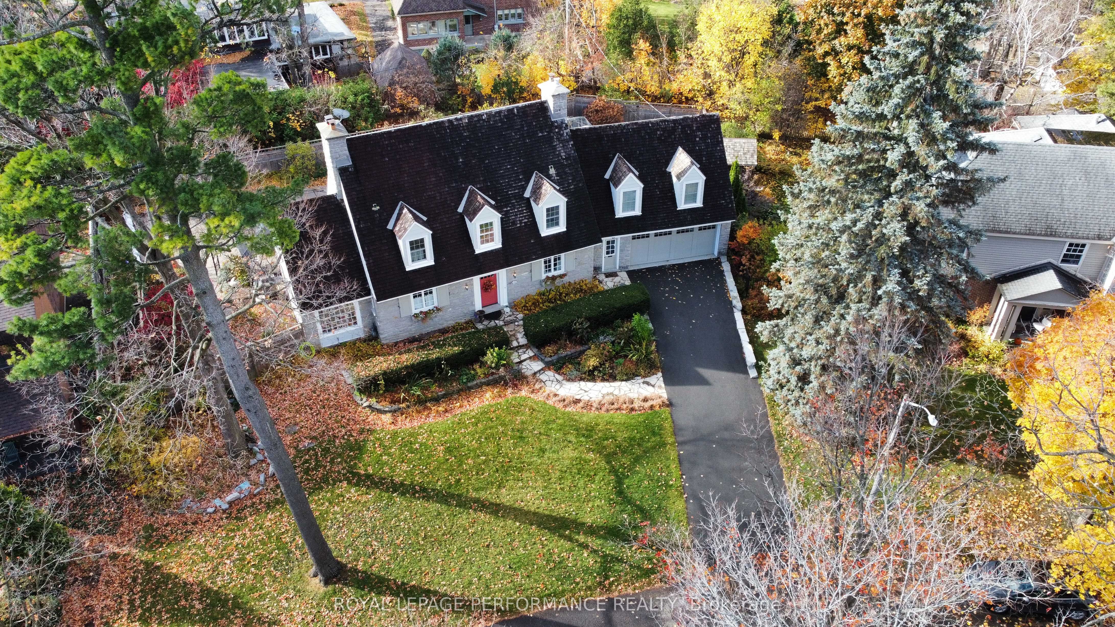 550 Piccadilly Avenue Property Photo 46