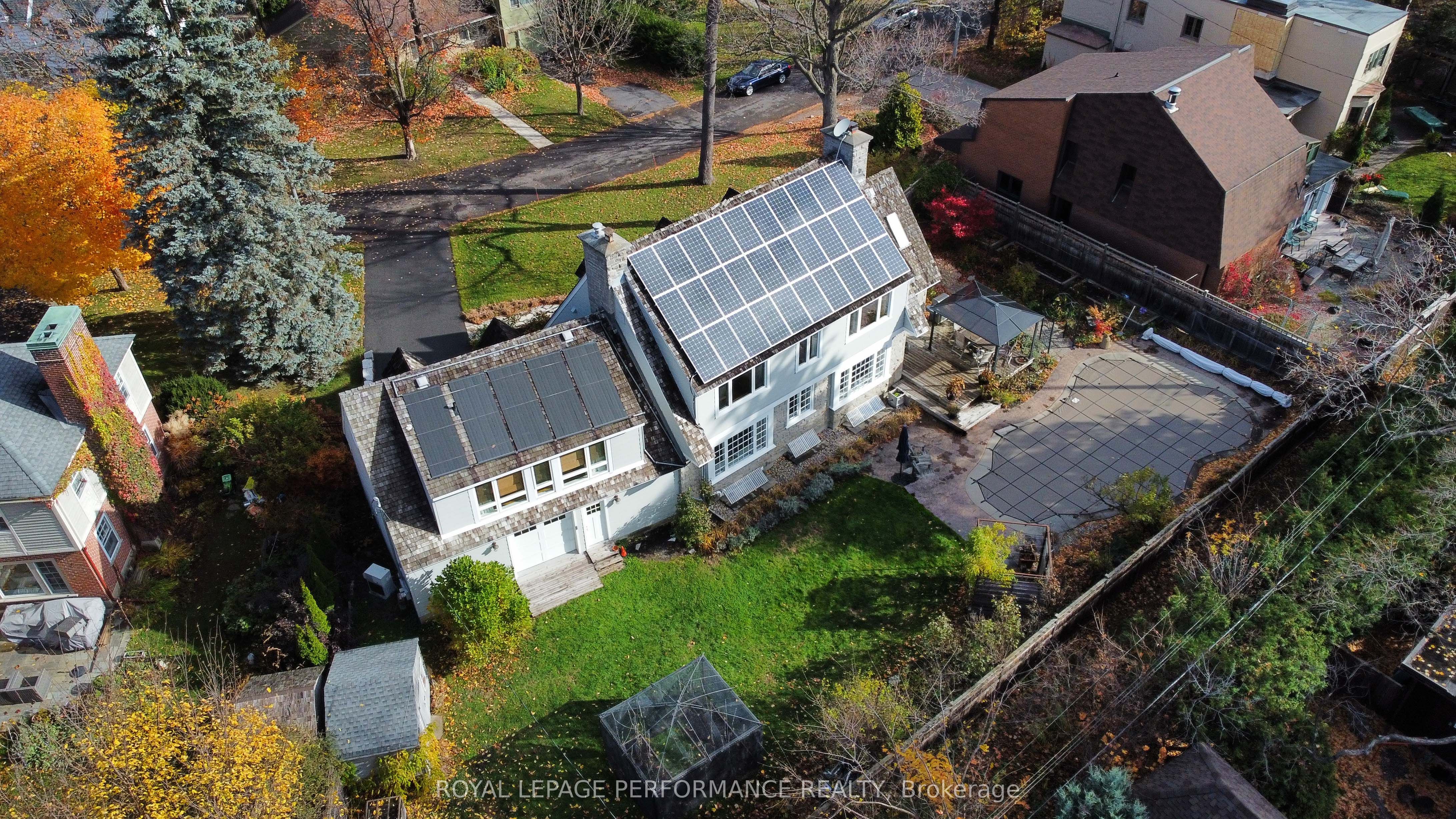 550 Piccadilly Avenue Property Photo 47