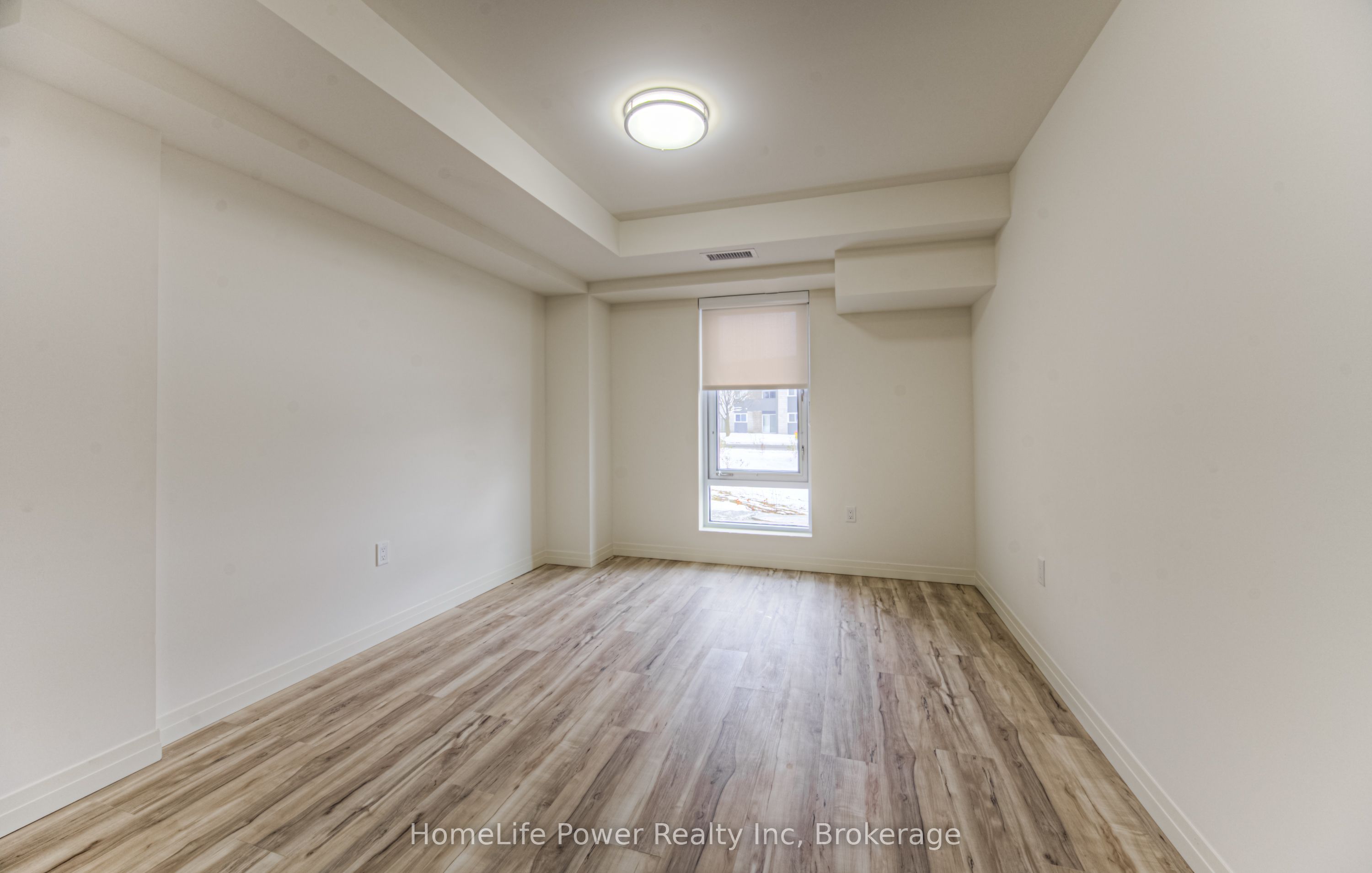 #g1 - 301 Westmount Road Property Photo 11