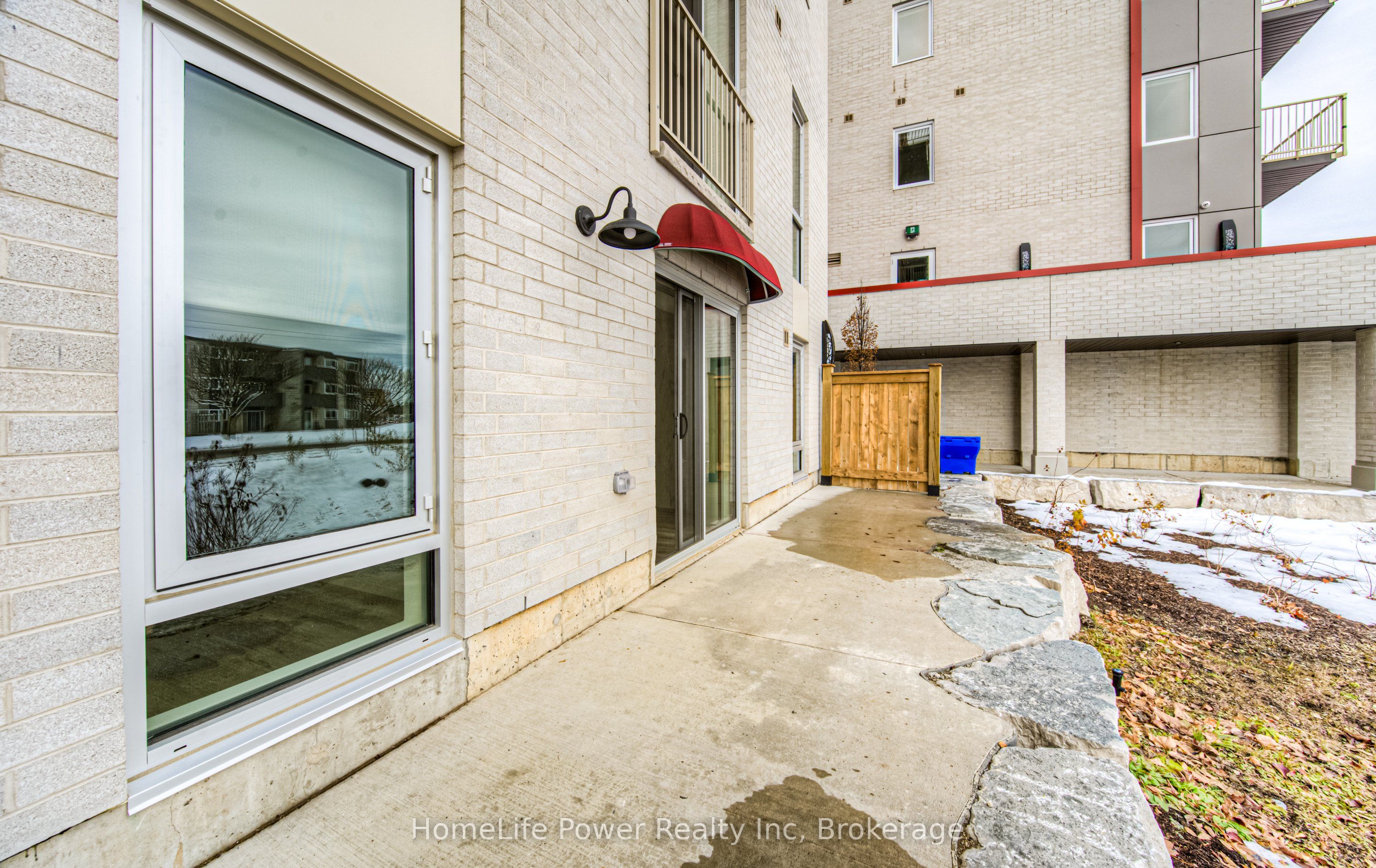 #g1 - 301 Westmount Road Property Photo 26