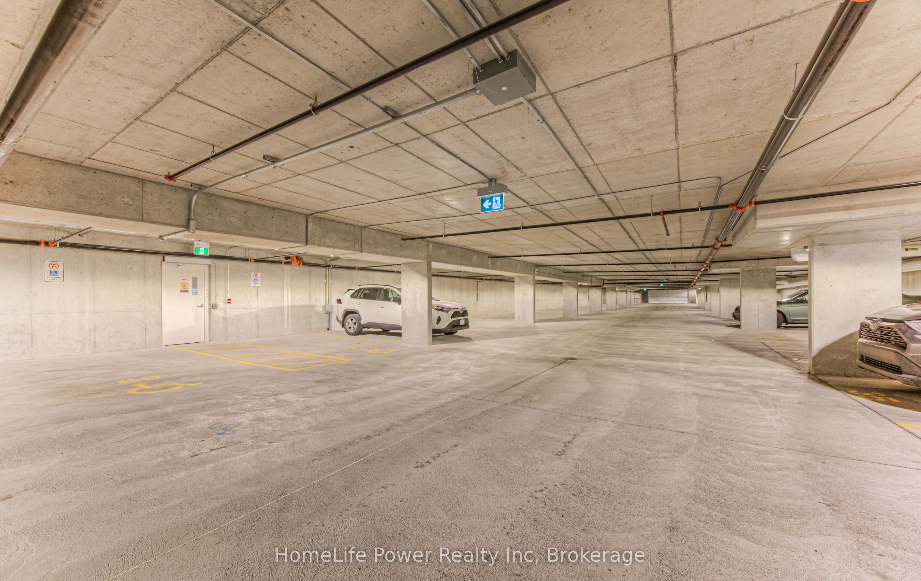 #g1 - 301 Westmount Road Property Photo 36