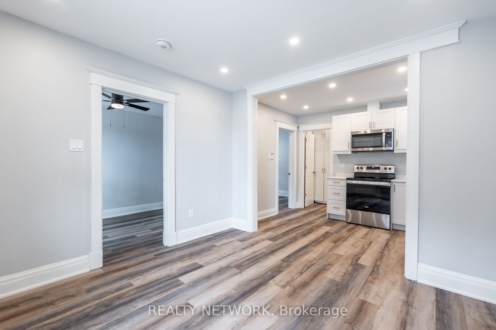 189 Britannia Ave Property Photo 7