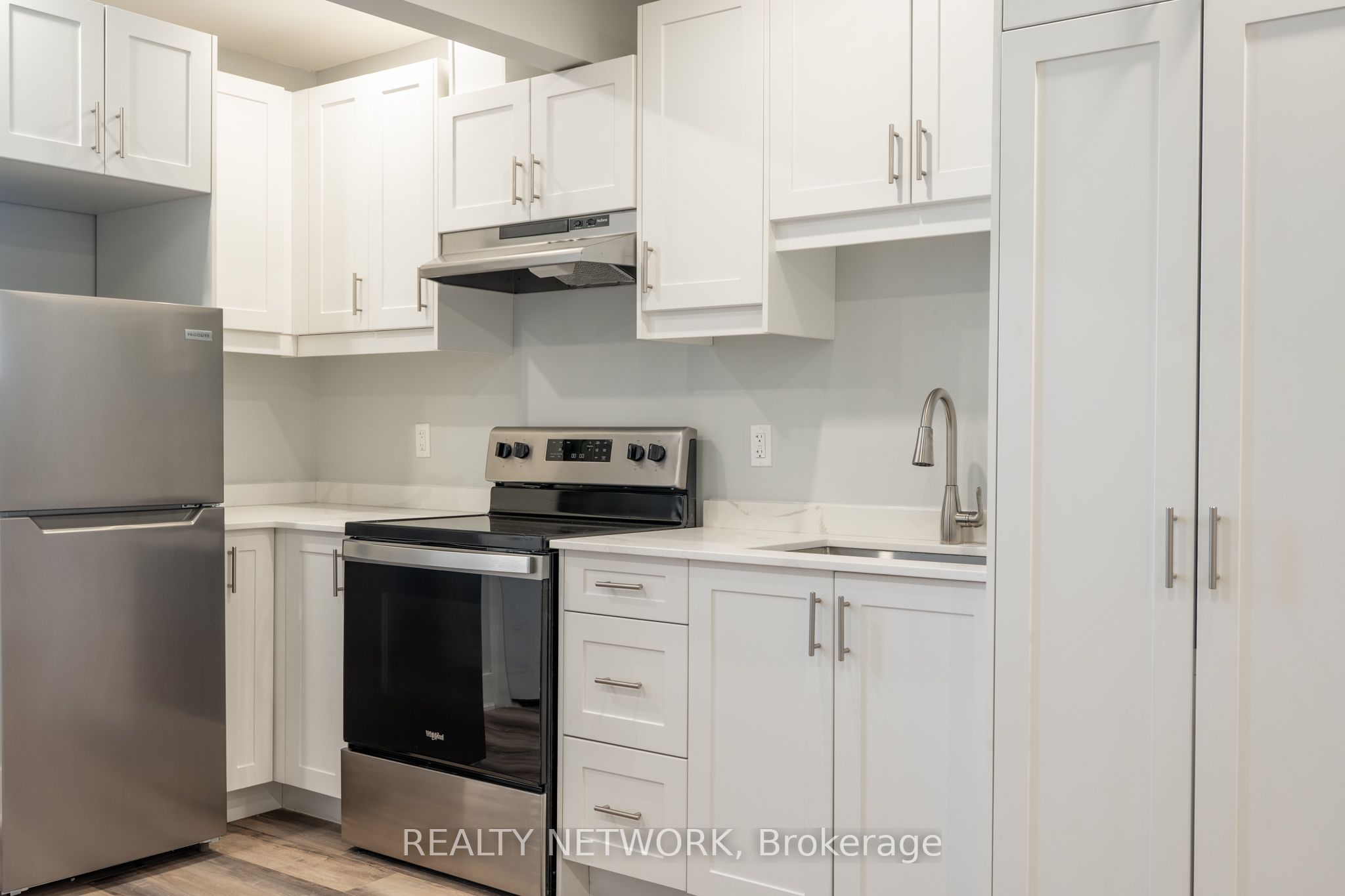 189 Britannia Ave Property Photo 30