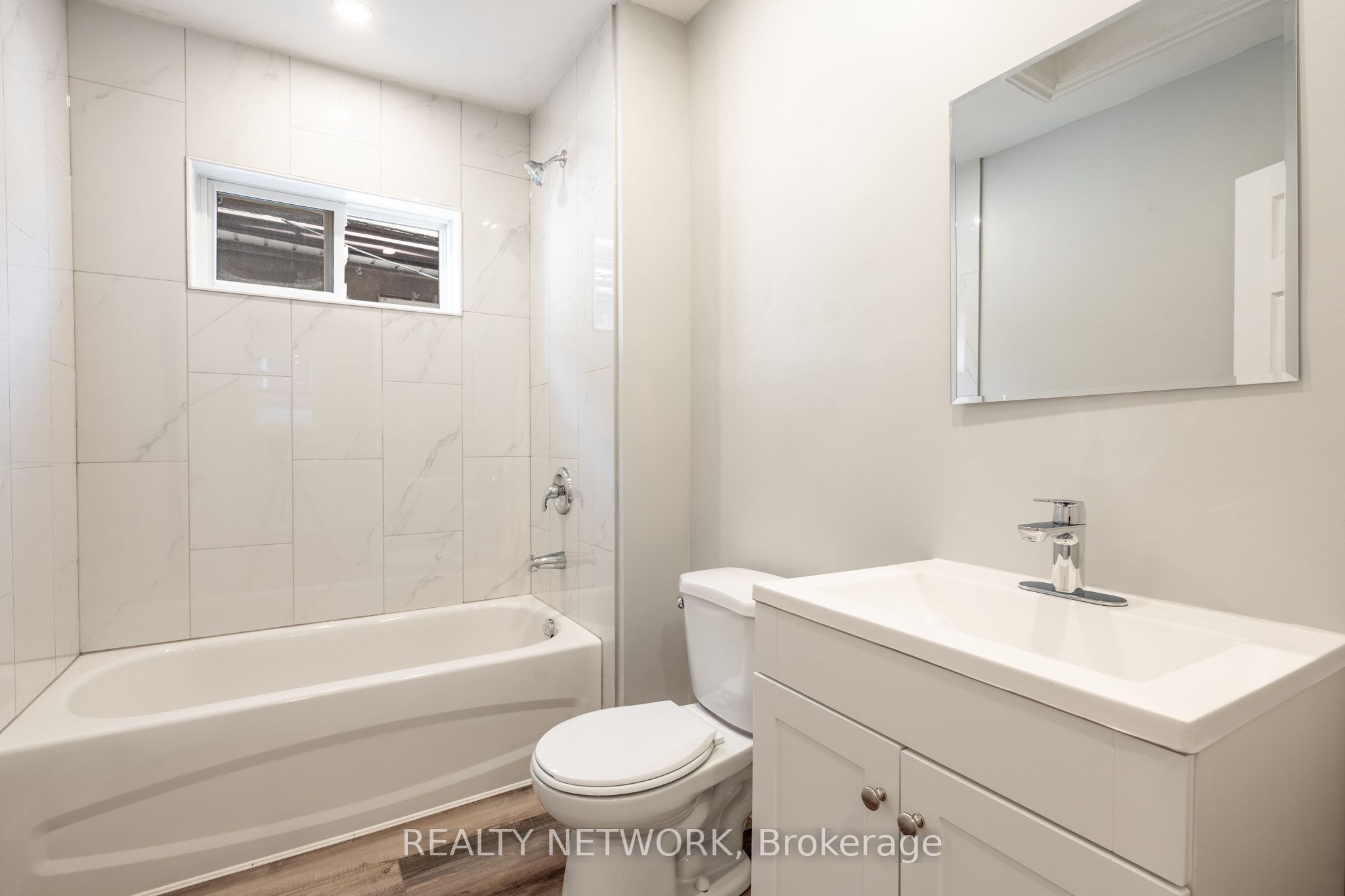 189 Britannia Ave Property Photo 36