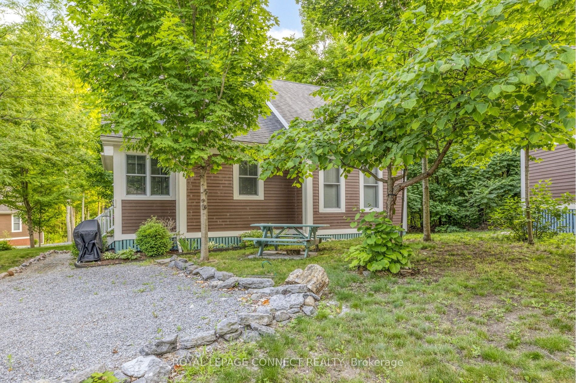 #182 - 3 Farm View Lane Property Photo 4