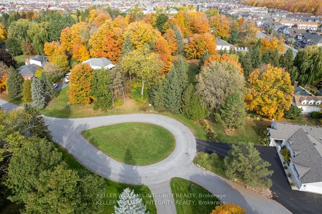 #1 - 3440 Woodroffe Avenue Property Photo 14