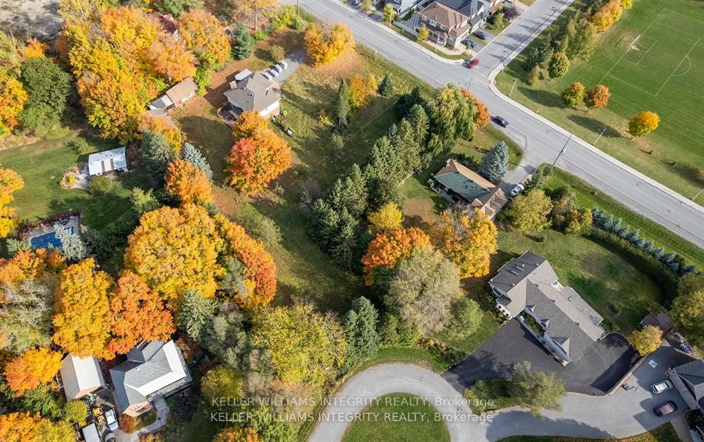 #2 - 3440 Woodroffe Avenue Property Photo 3