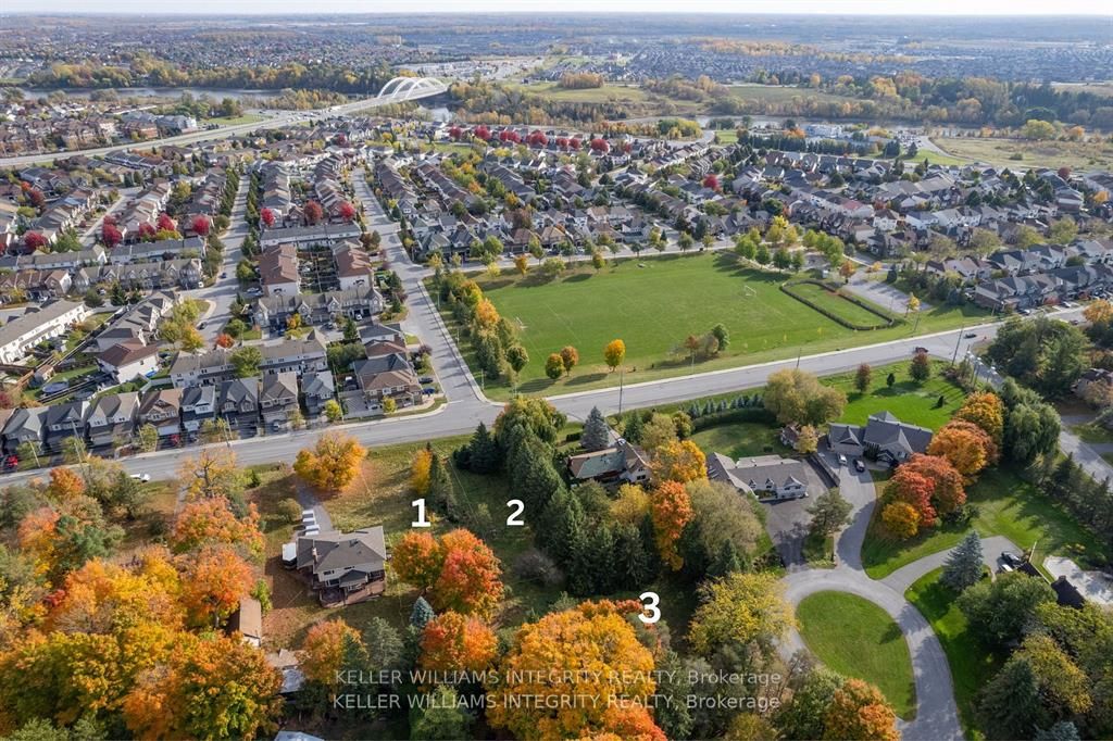 #2 - 3440 Woodroffe Avenue Property Photo 6