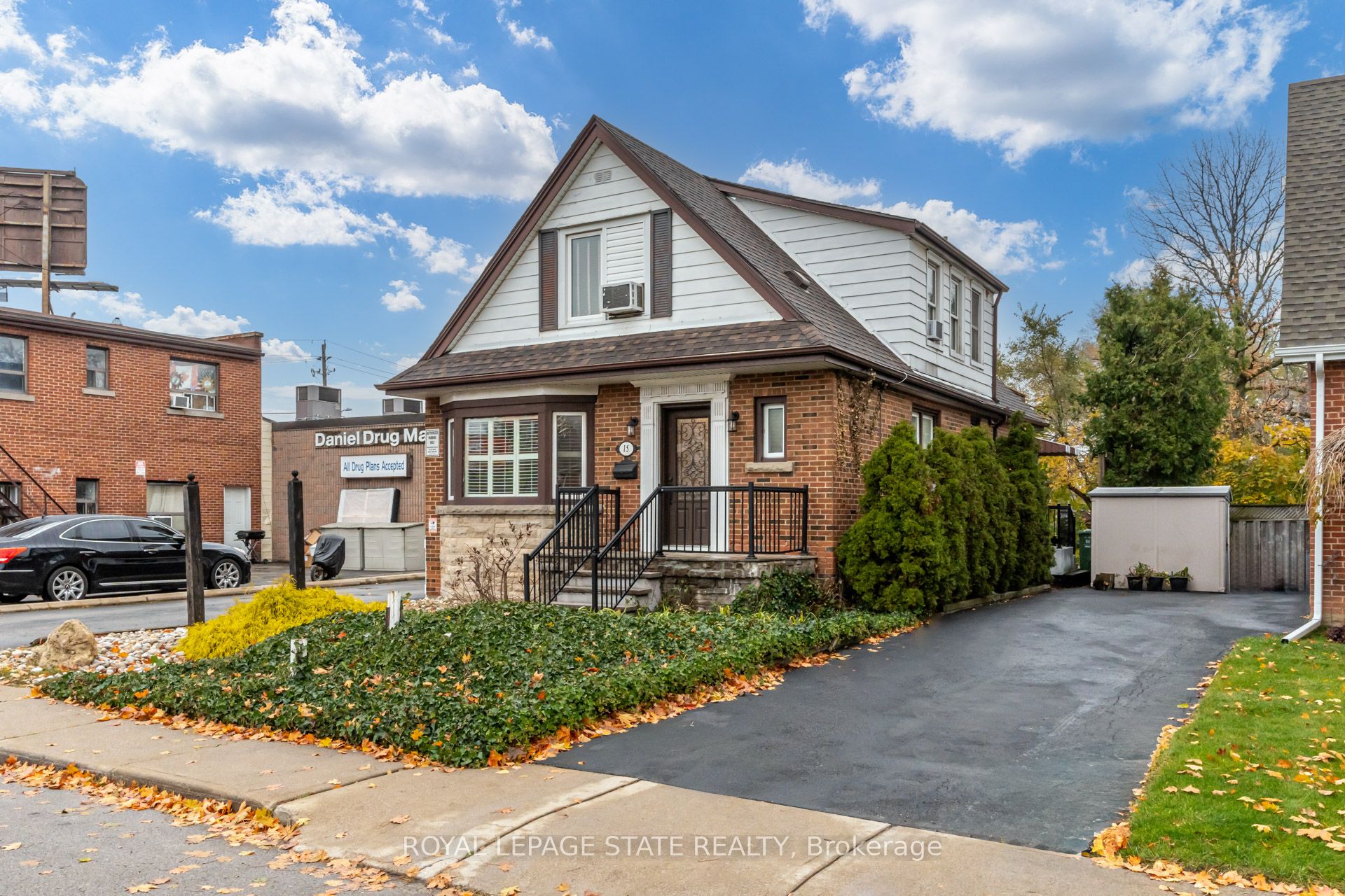 15 Empress Avenue Property Photo 3