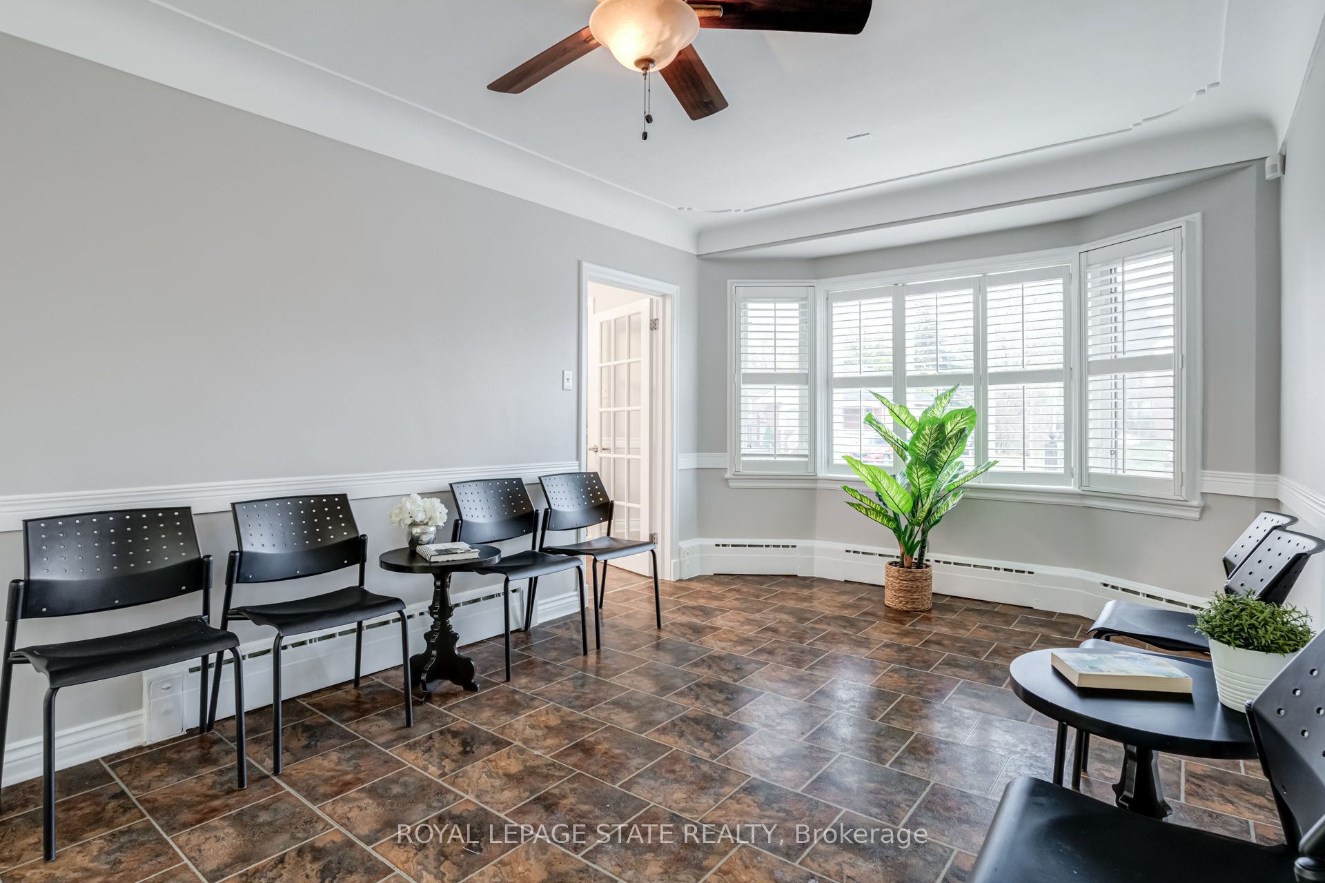 15 Empress Avenue Property Photo 5