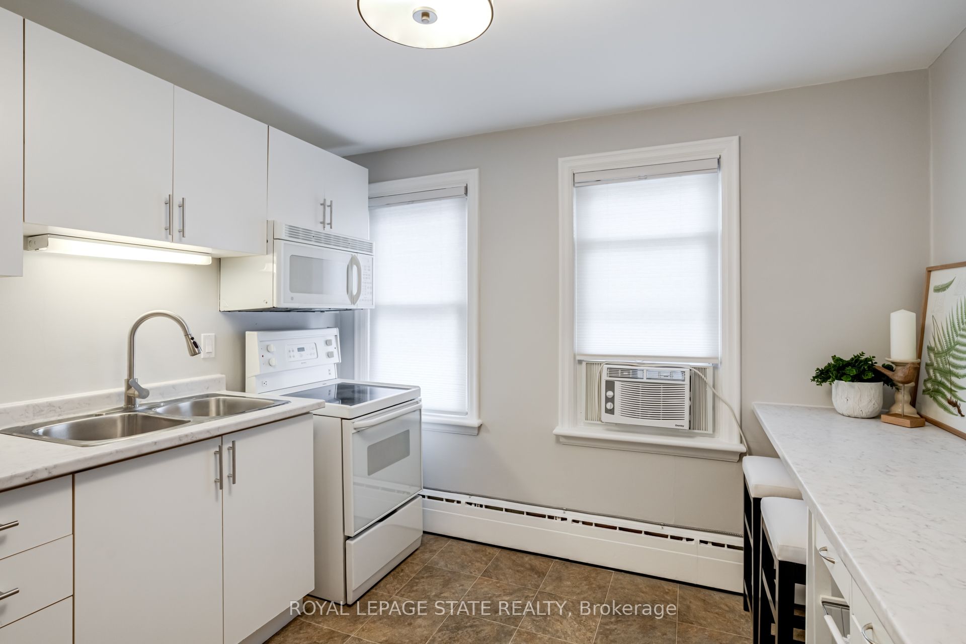 15 Empress Avenue Property Photo 16