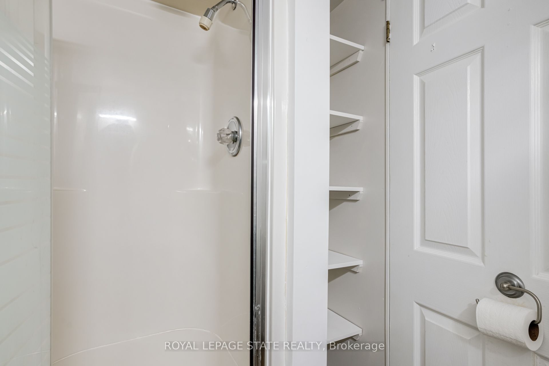 15 Empress Avenue Property Photo 32