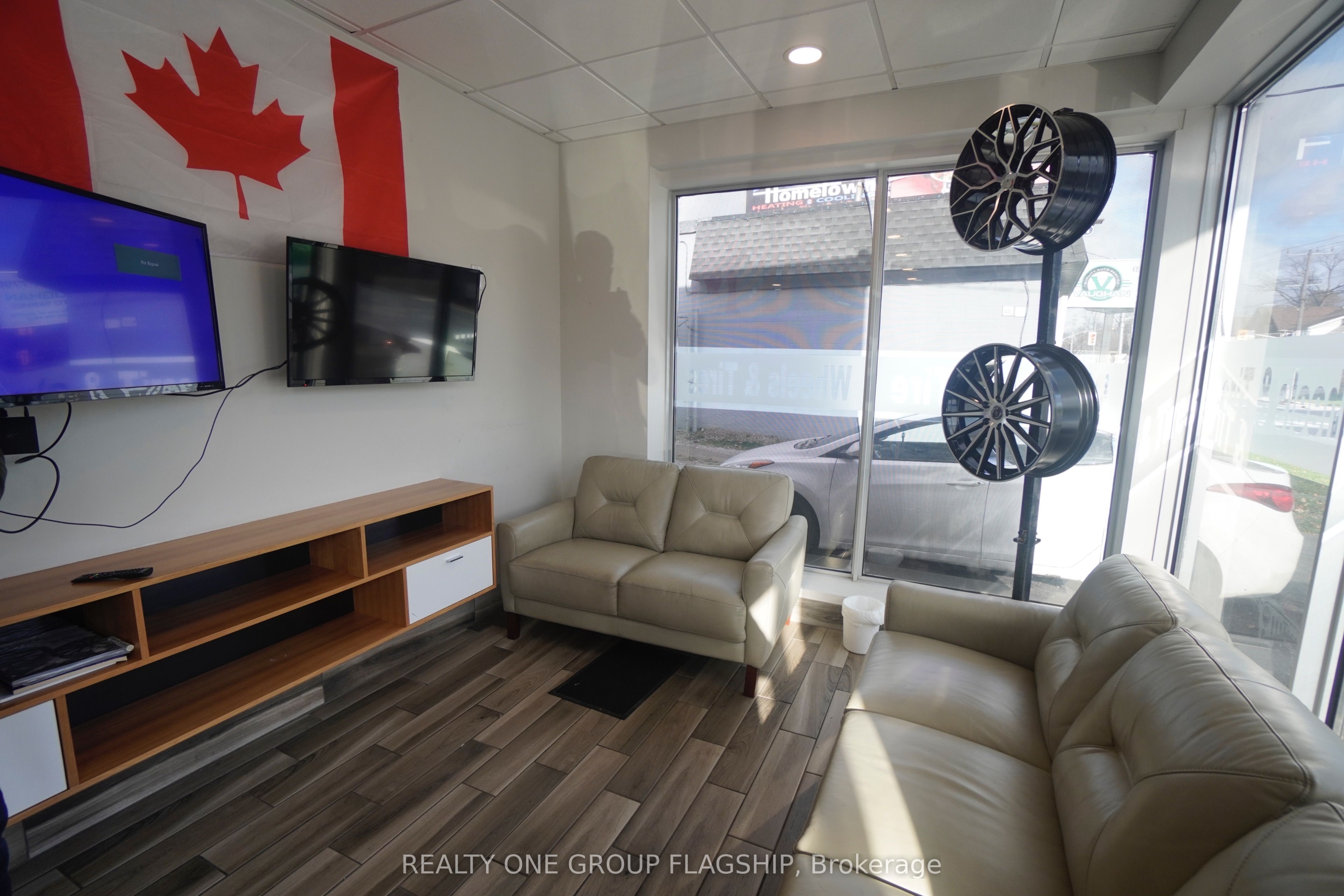 205 Wharncliffe Road Property Photo 10