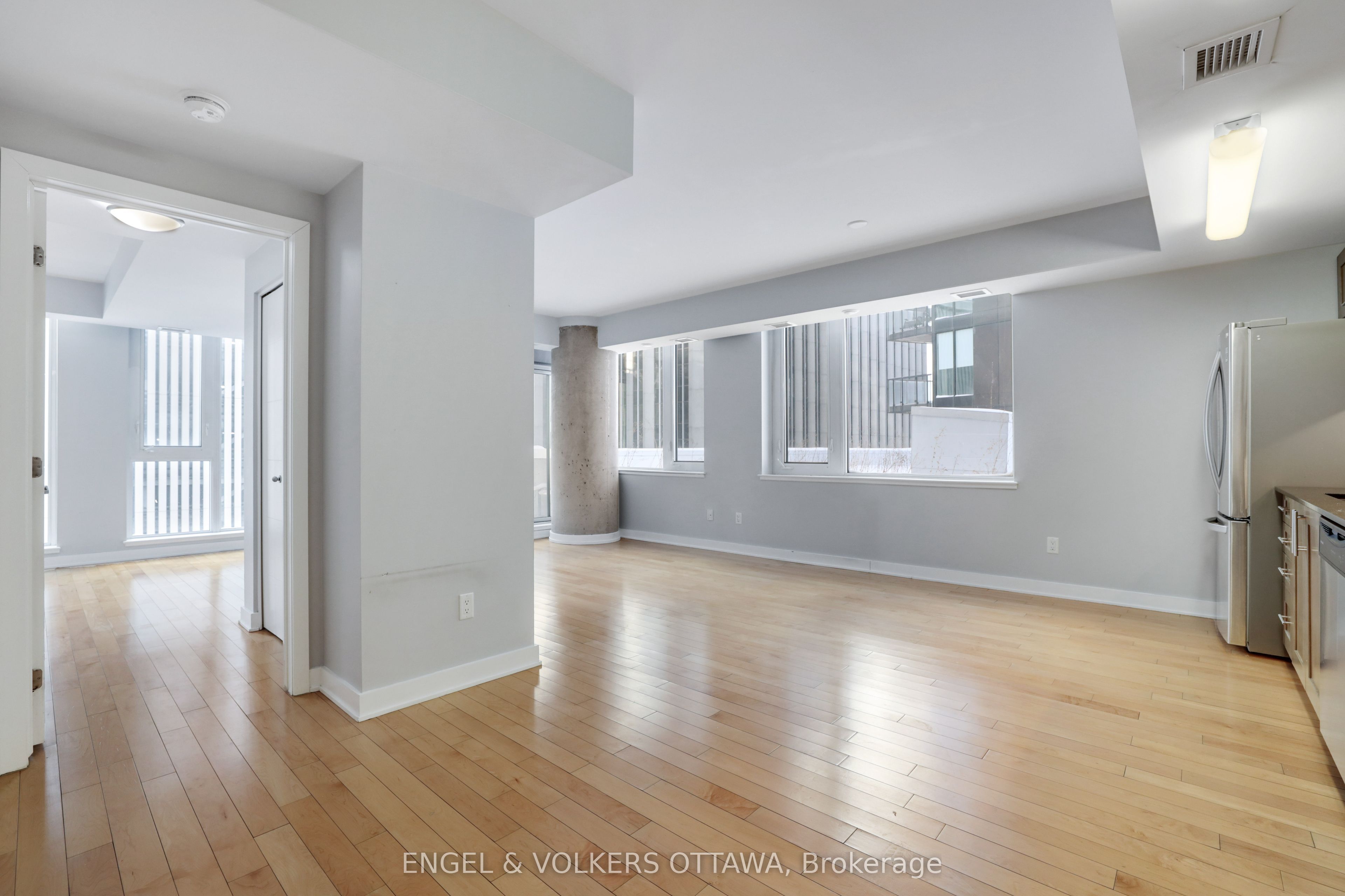 #404 - 179 Metcalfe Street Property Photo 7