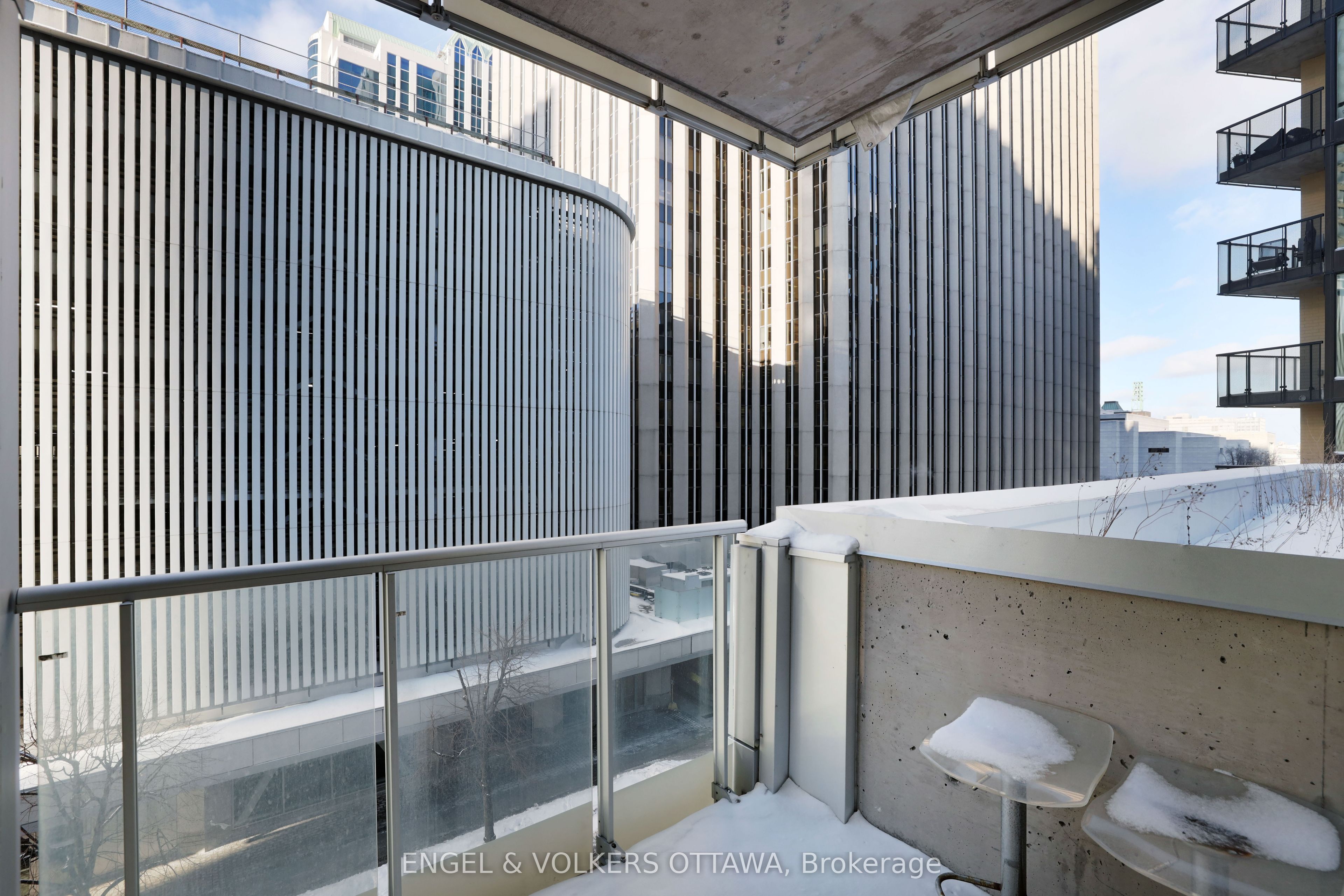 #404 - 179 Metcalfe Street Property Photo 23