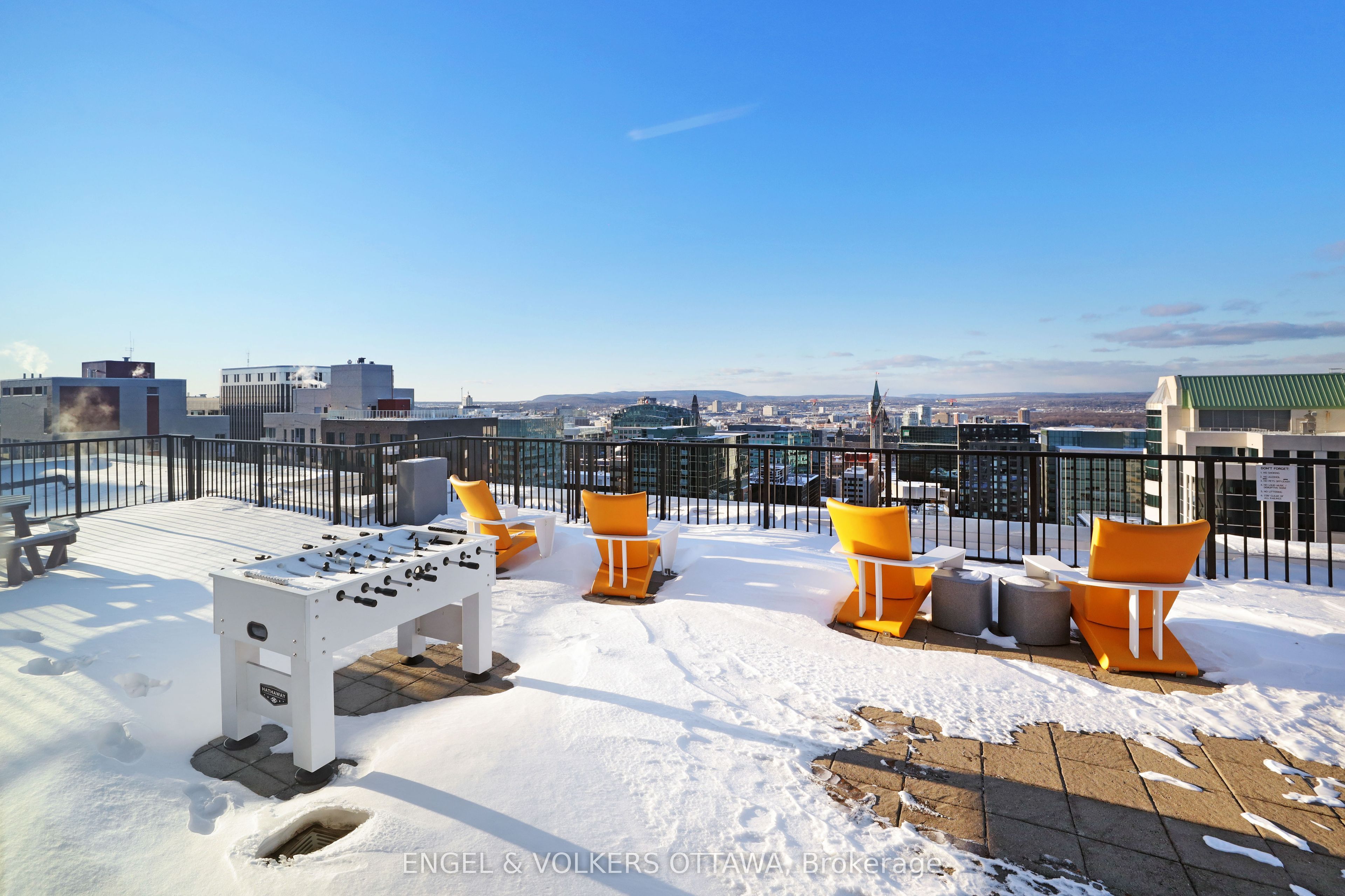 #404 - 179 Metcalfe Street Property Photo 32