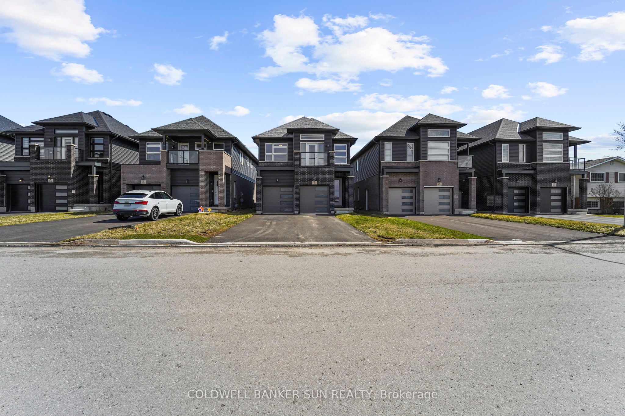 107 Louise Street Property Photo 3