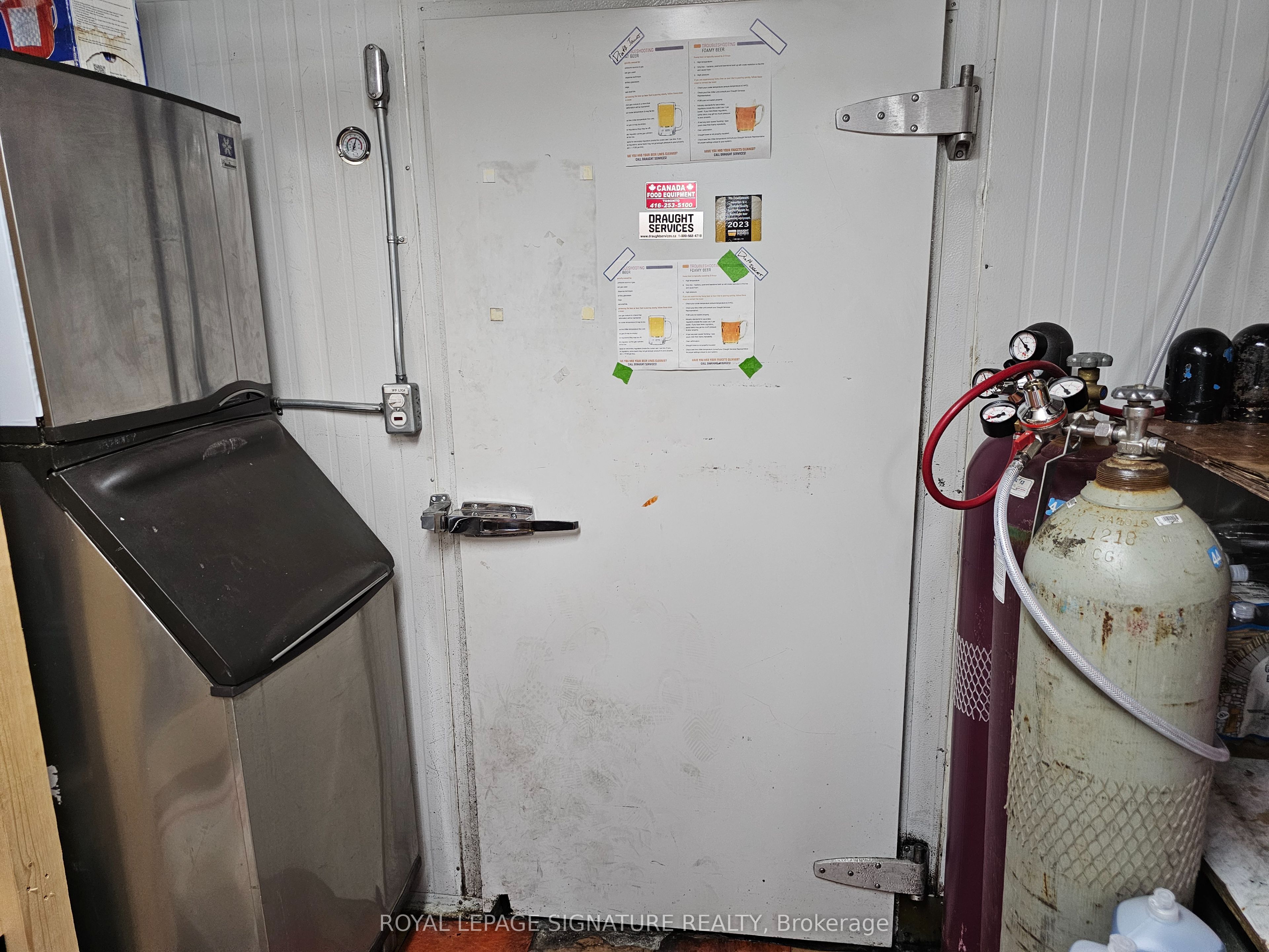211 Hunter Street Property Photo 17