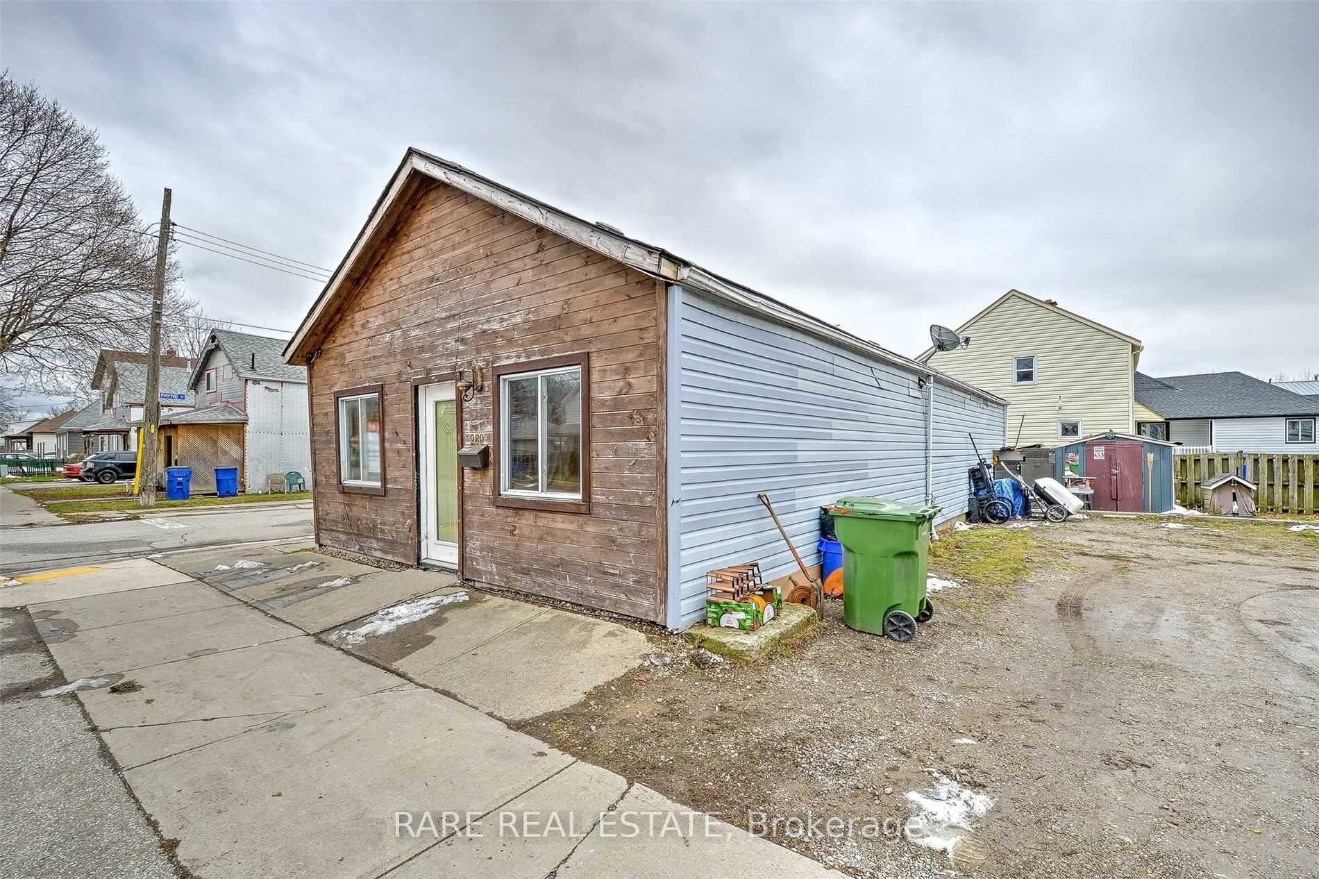 280 Park Street Property Photo 6