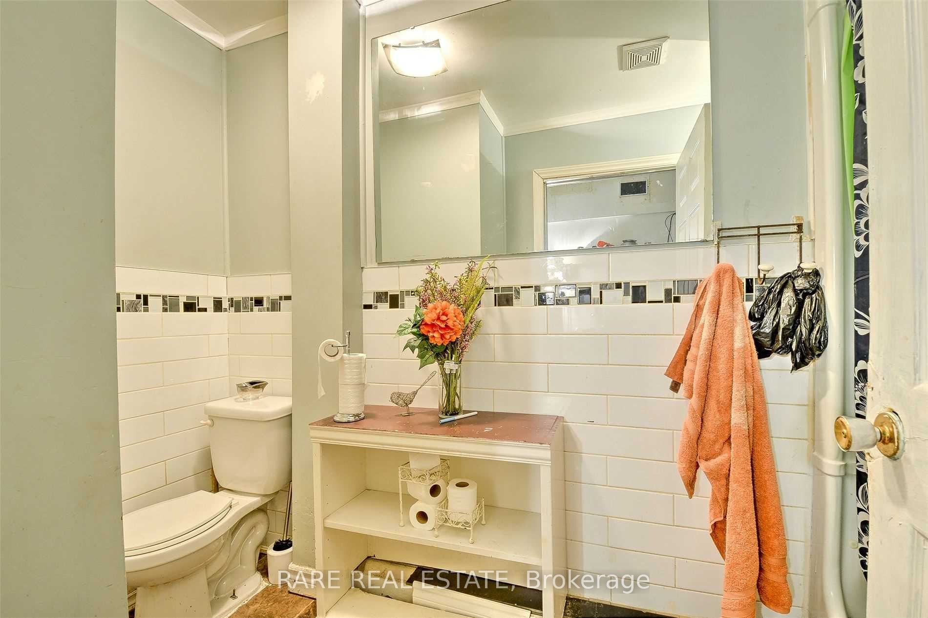 280 Park Street Property Photo 12