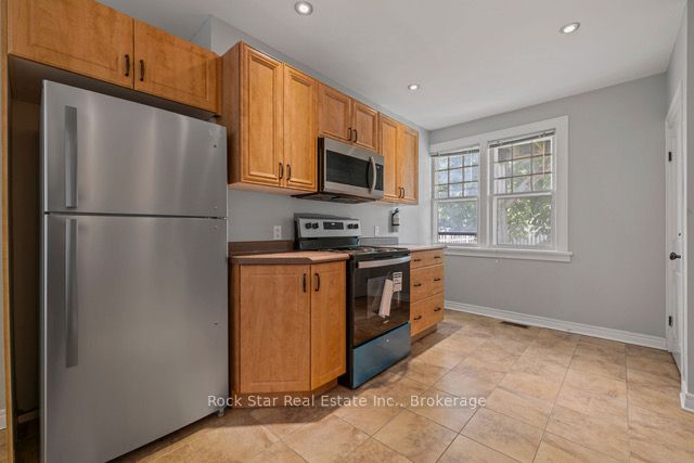 225 Chaffey Street Property Photo 16