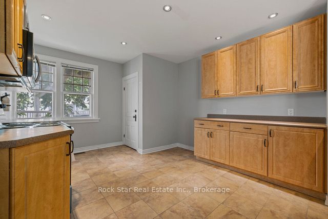225 Chaffey Street Property Photo 17